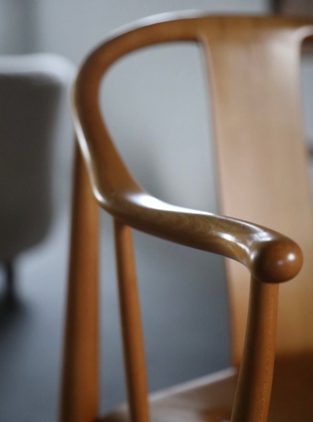 Model 4283 China chair by Hans J. Wegner