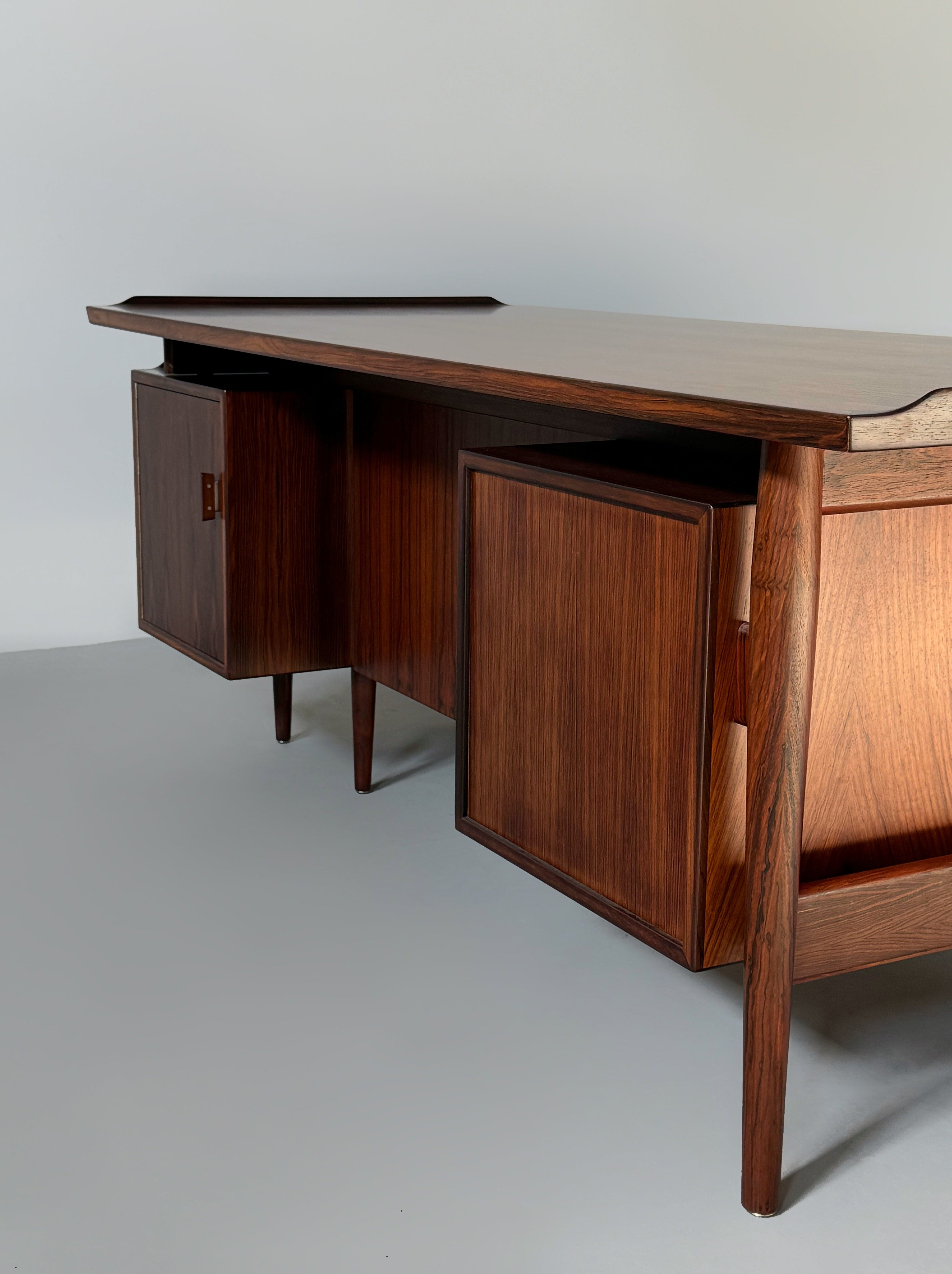 Model 209 Desk & Chair by Arne Vodder for Sibast Møbler