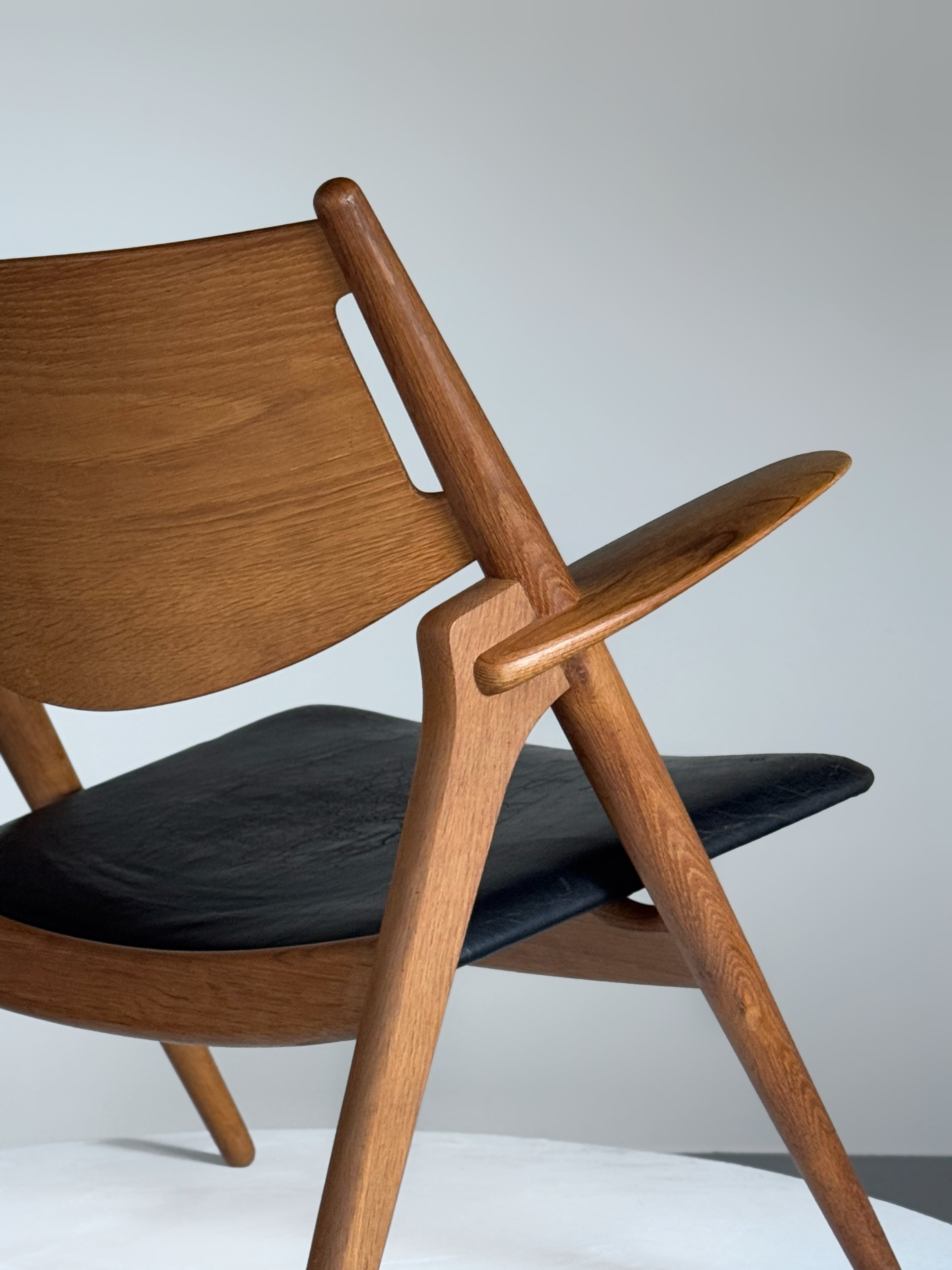CH28 sawbuck chair by Hans J. Wegner for Carl Hansen & Søn