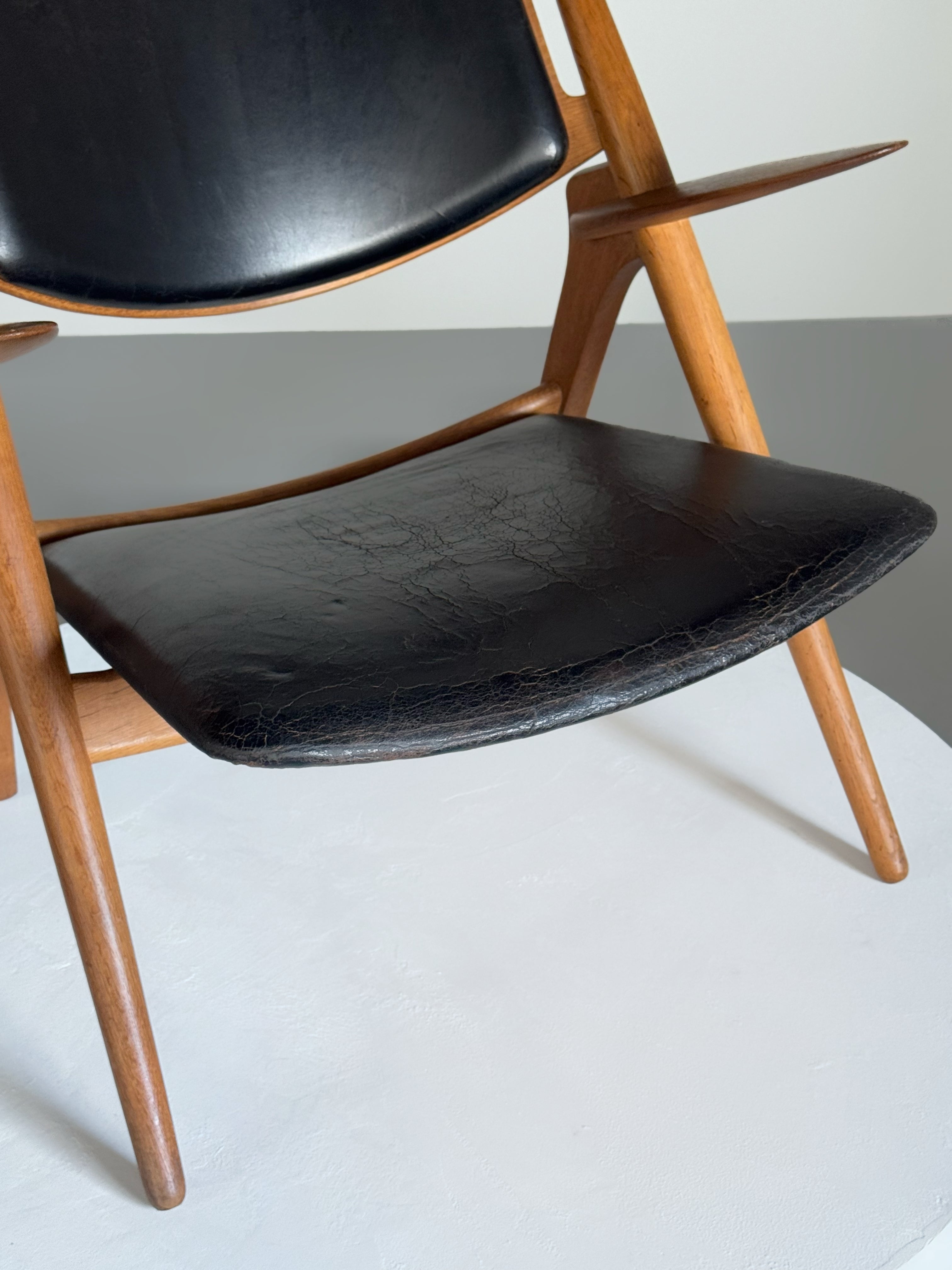 CH28 sawbuck chair by Hans J. Wegner for Carl Hansen & Søn