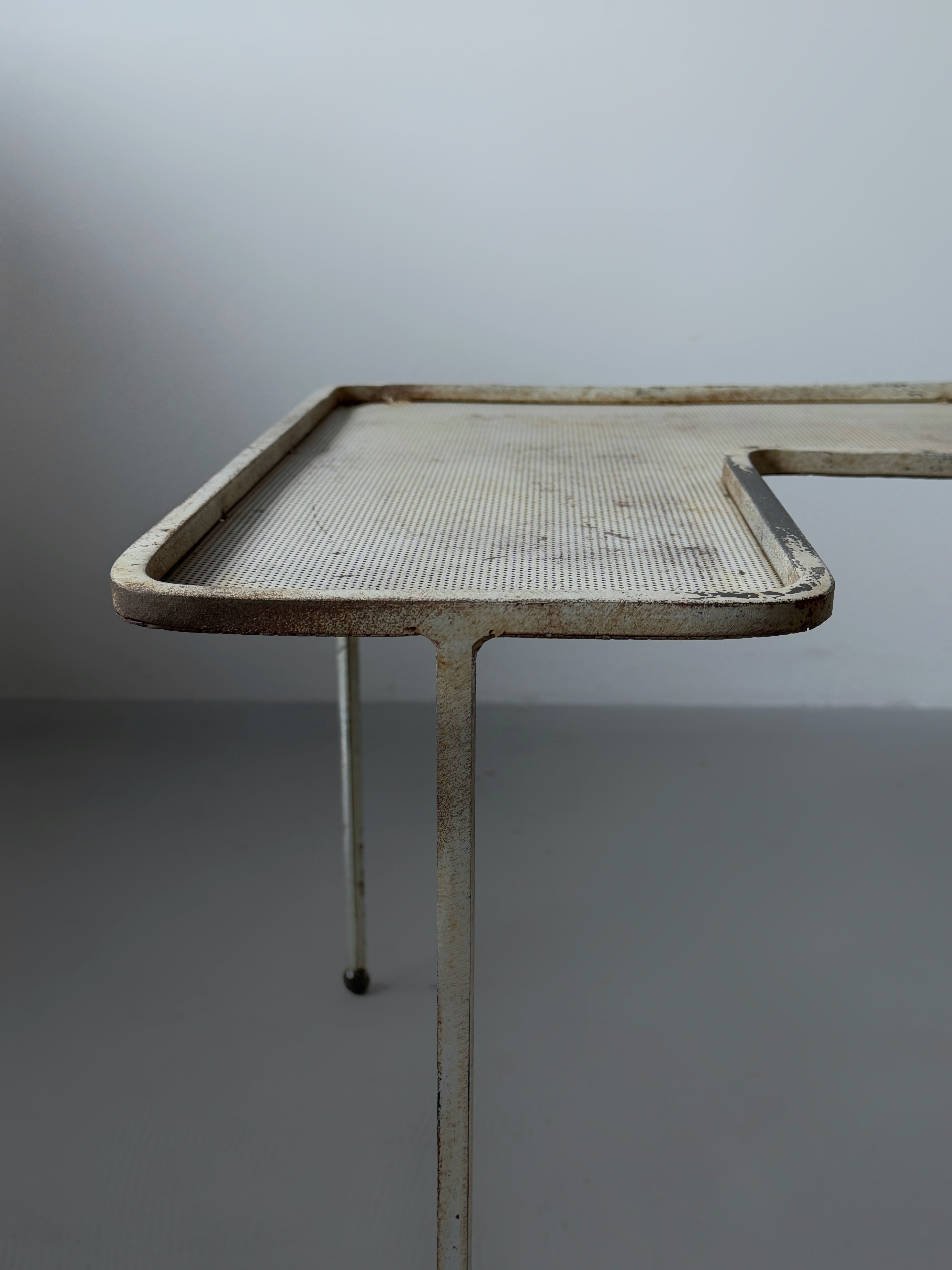 Table basse Domino Mathieu Matégot for Atelier Matégot, France 1953