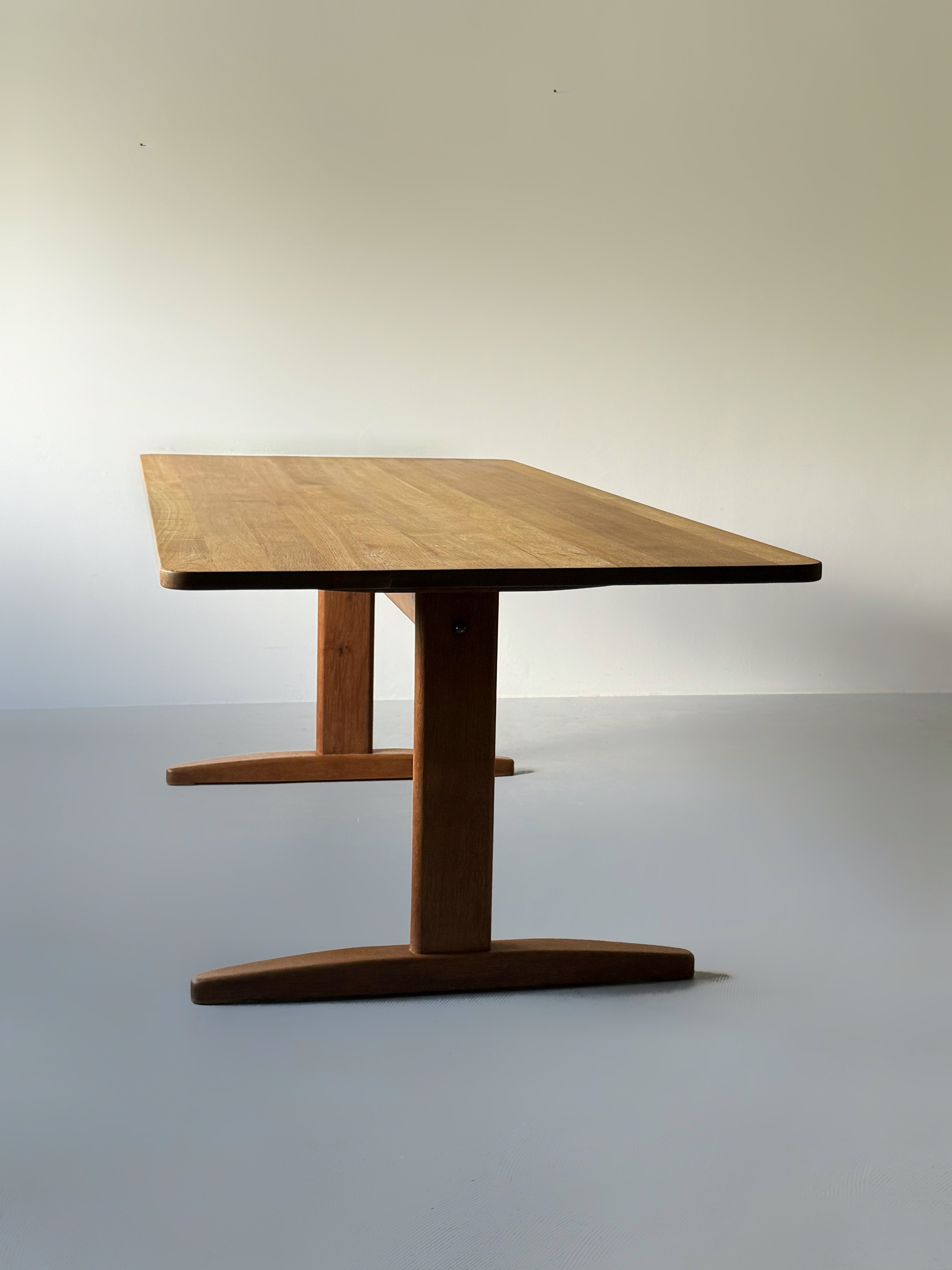 SHAKER DINING TABLE BY BØRGE MOGENSEN FOR C. M. MADSEN