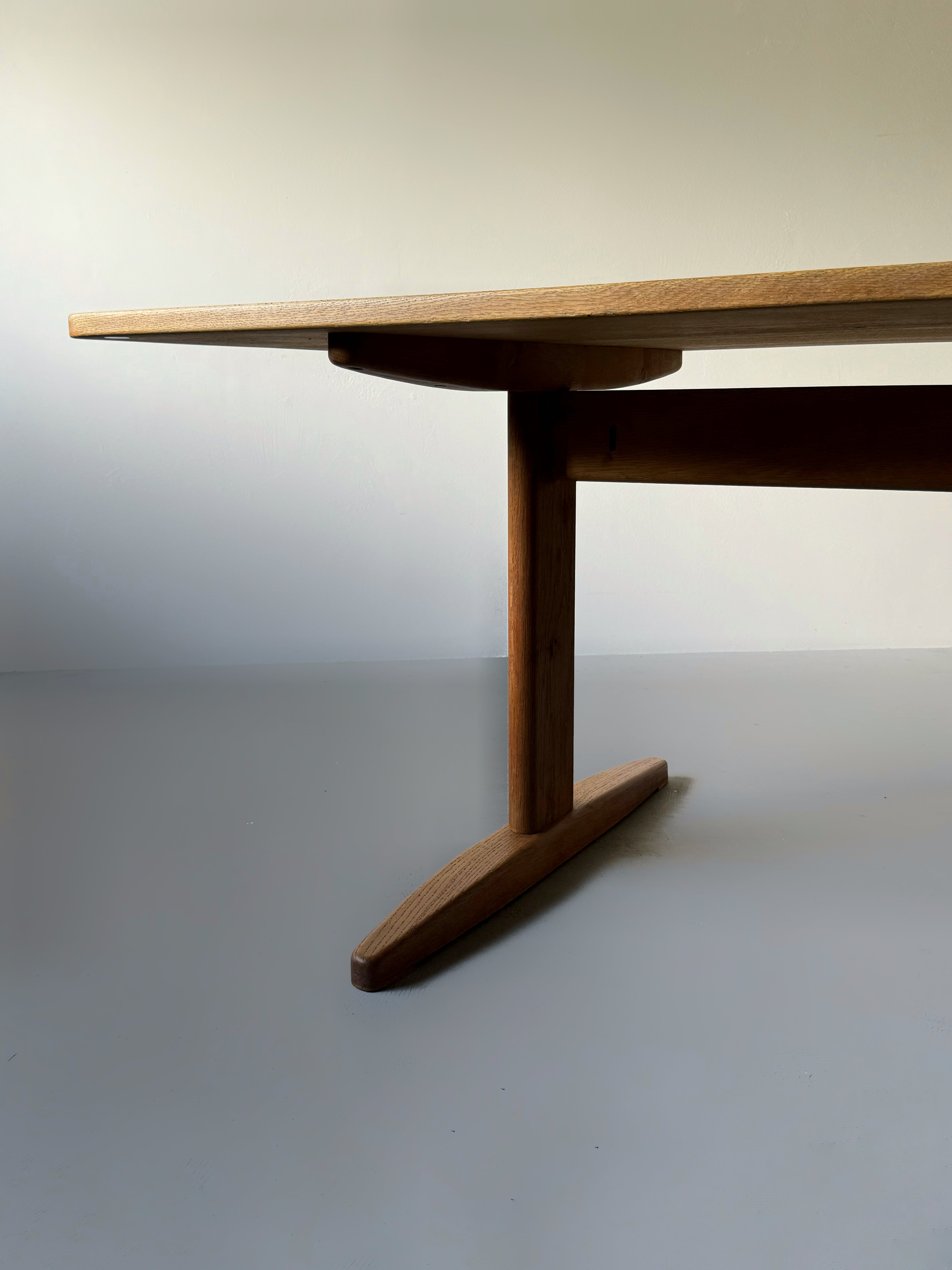 SHAKER DINING TABLE BY BØRGE MOGENSEN FOR C. M. MADSEN