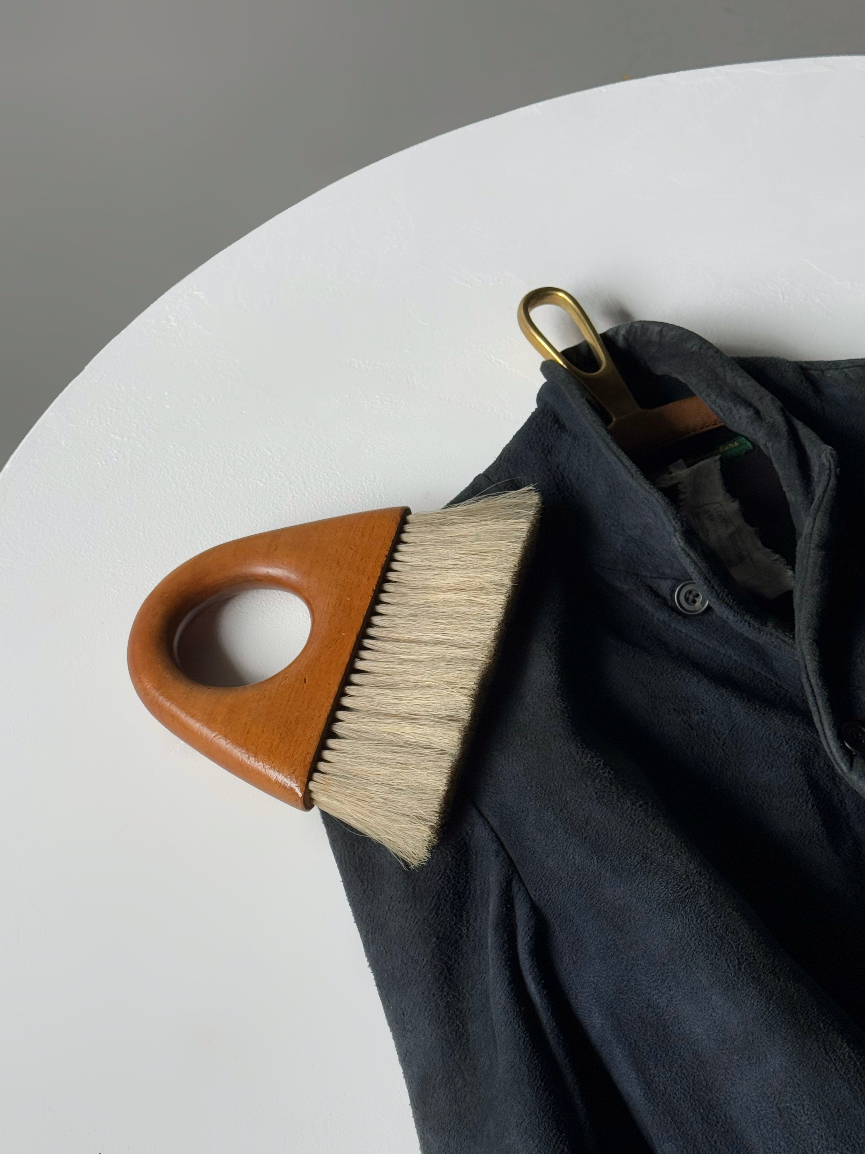 Clothes brush by Carl Auböck