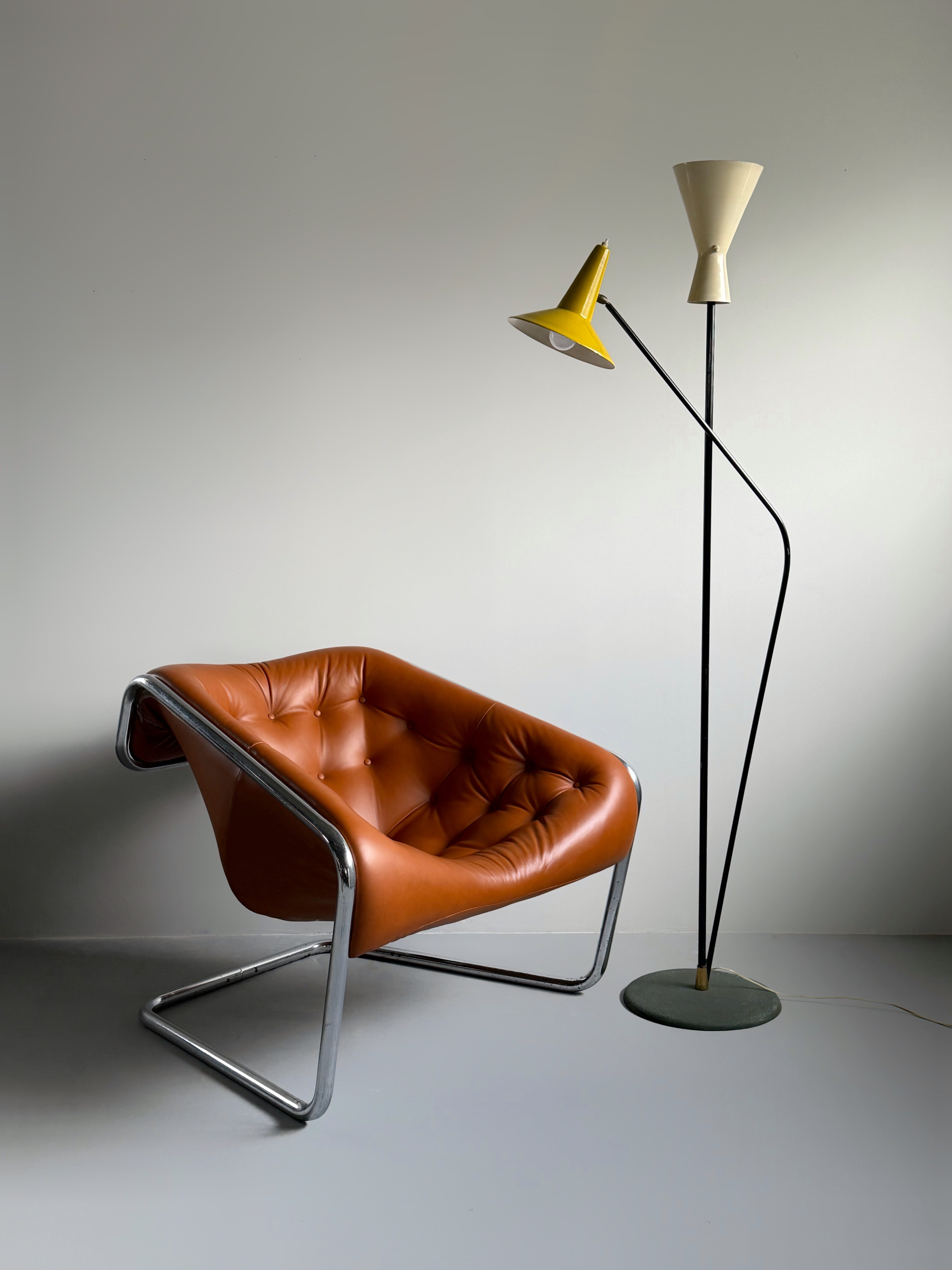 'Boxer' Lounge Chair by Kwok Hoi Chan for Steiner, France 1971