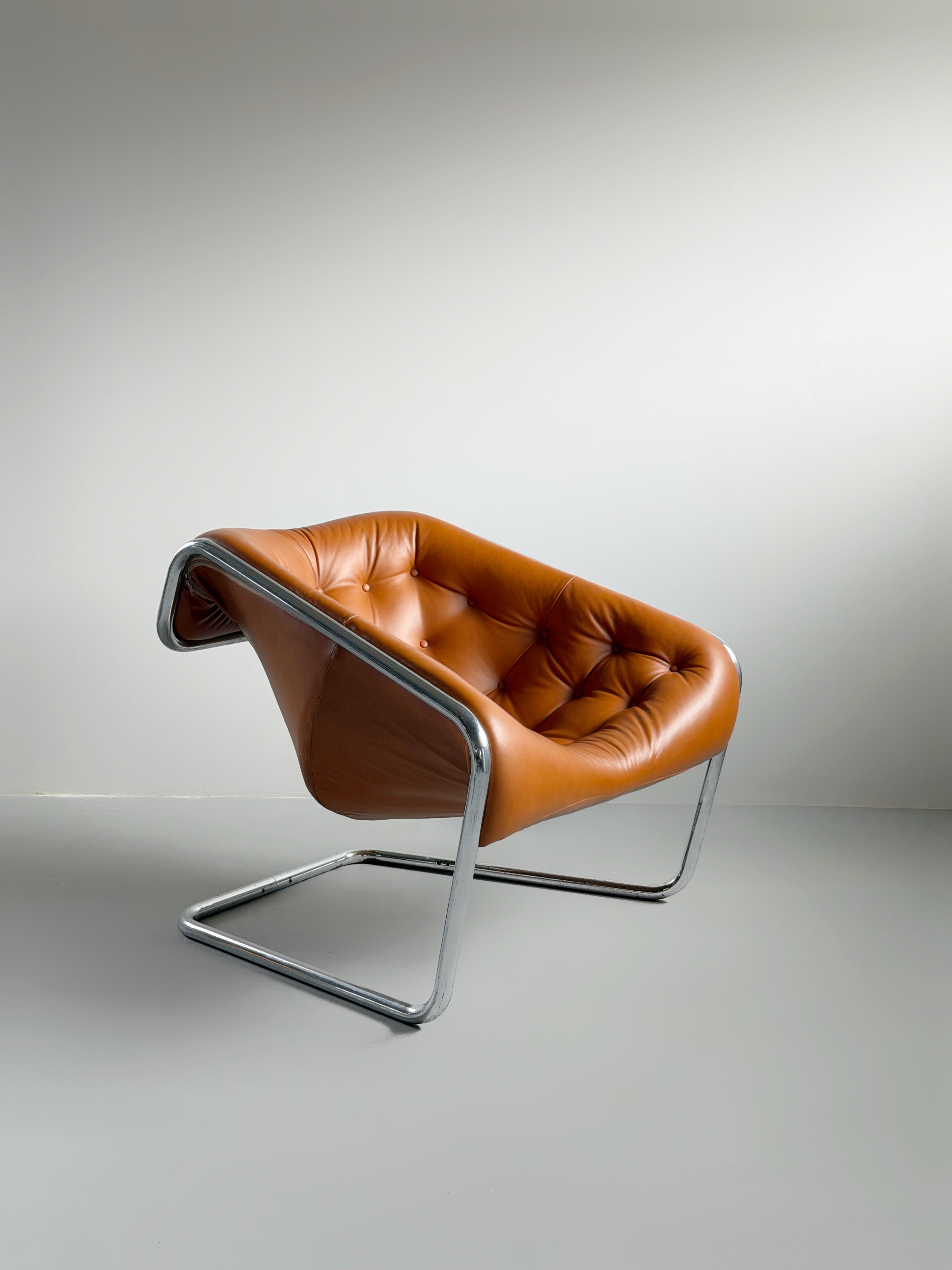 'Boxer' Lounge Chair by Kwok Hoi Chan for Steiner, France 1971