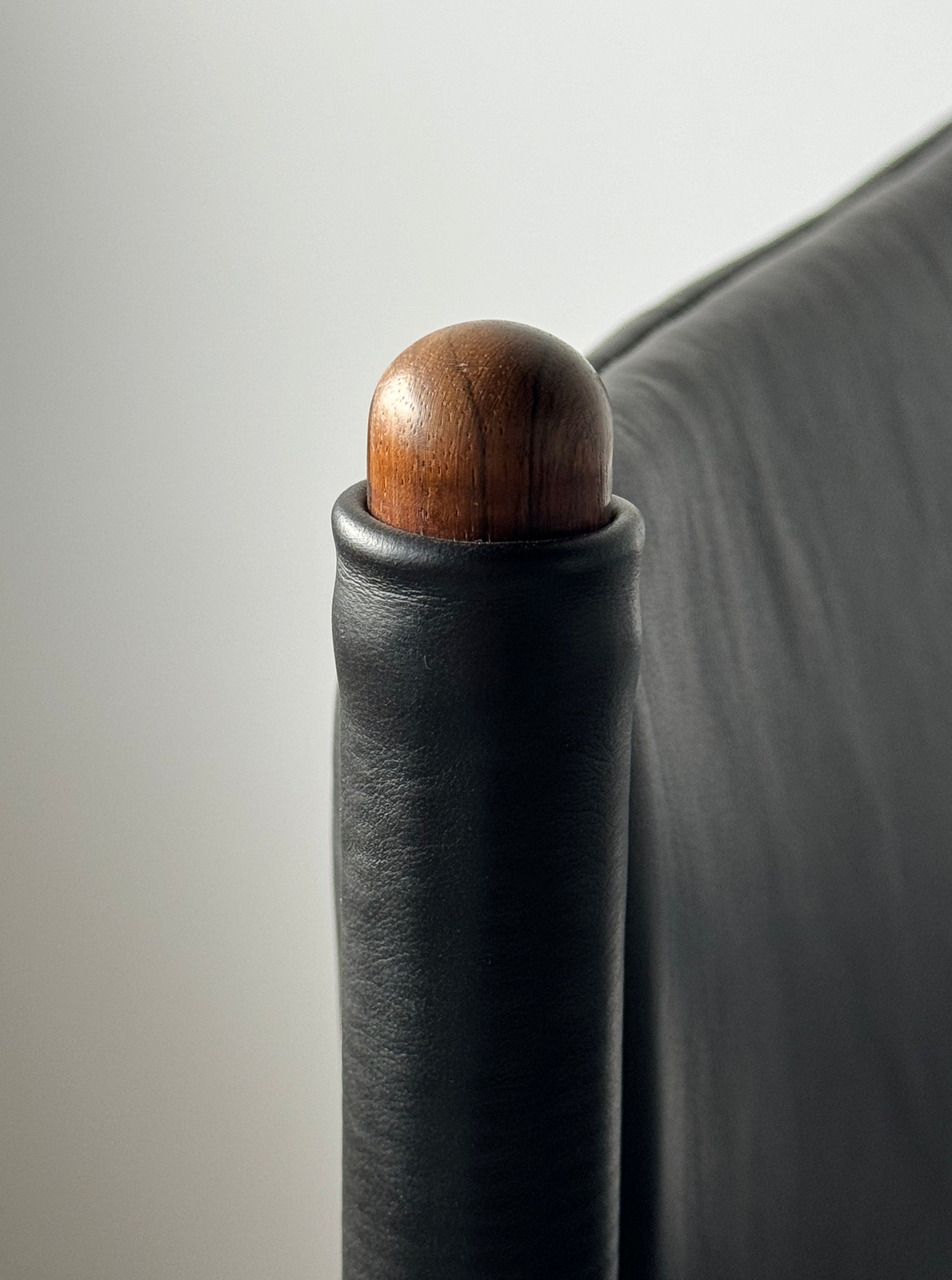 Modus easy chair designed by Kristian Vedel