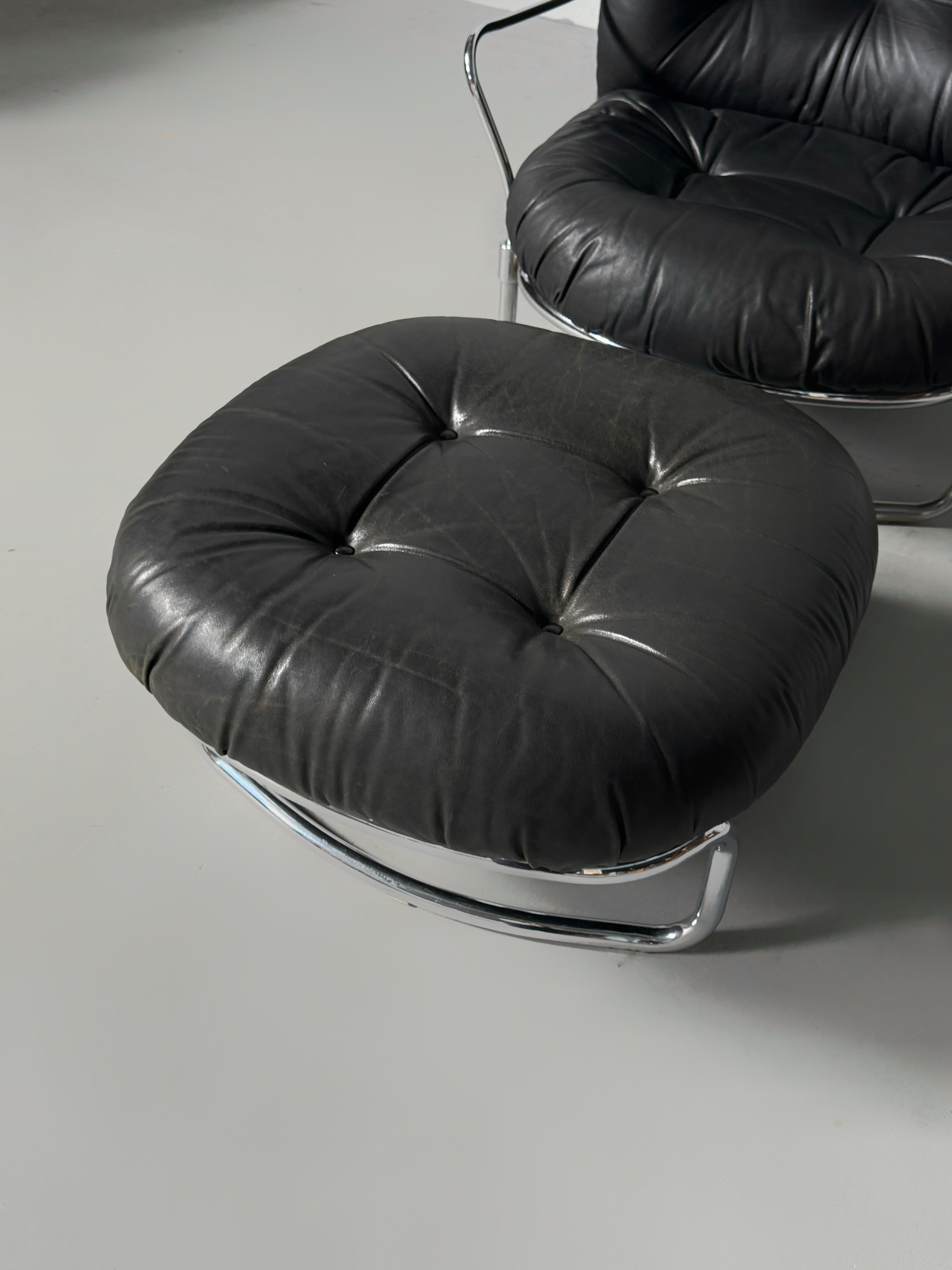 "915" Black Leather Armchair & Ottoman by Carlo de Carli, Italy 1960s