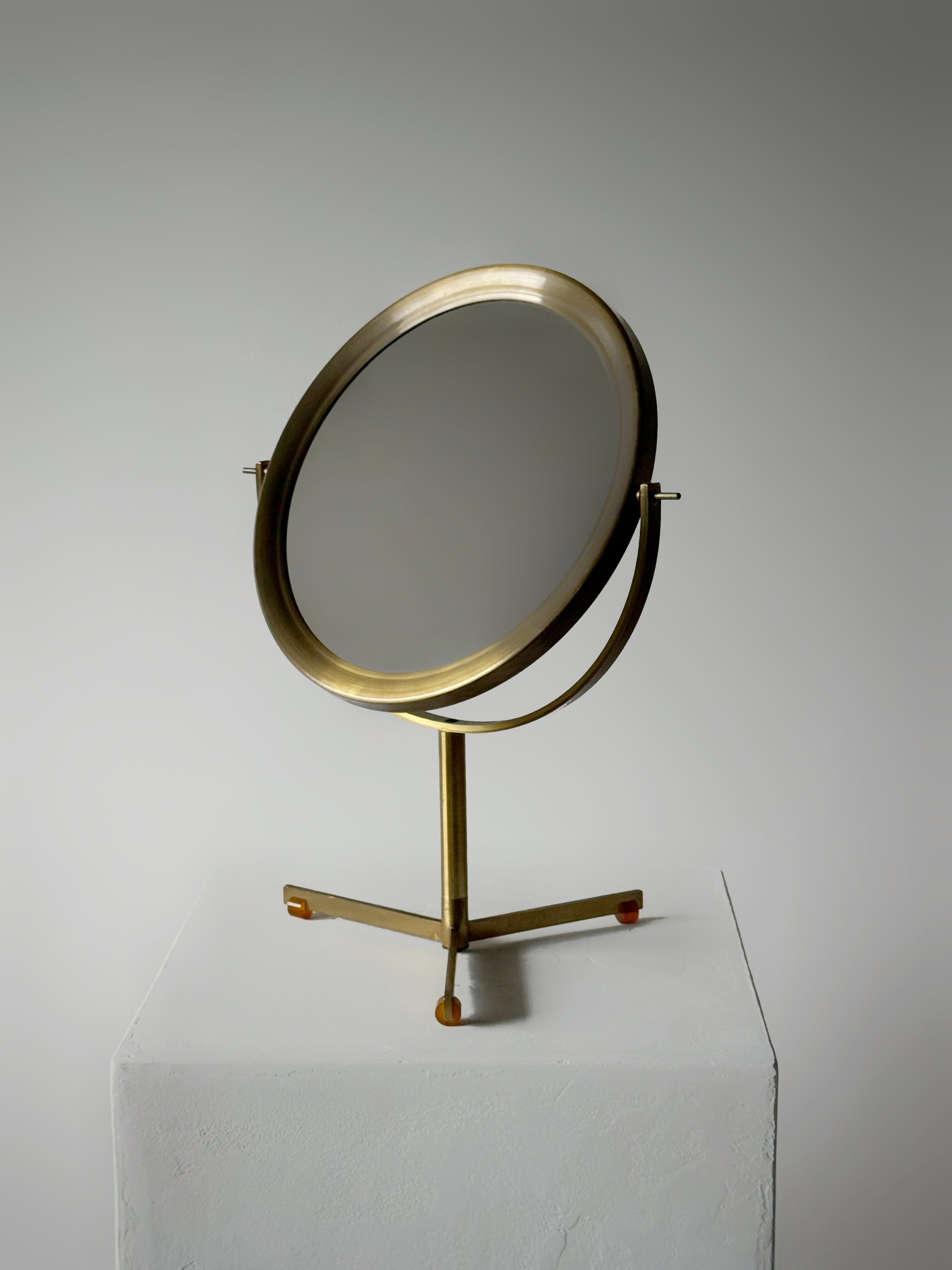Mid-Century Brass Tripod Table Swivel Mirror, 1960s