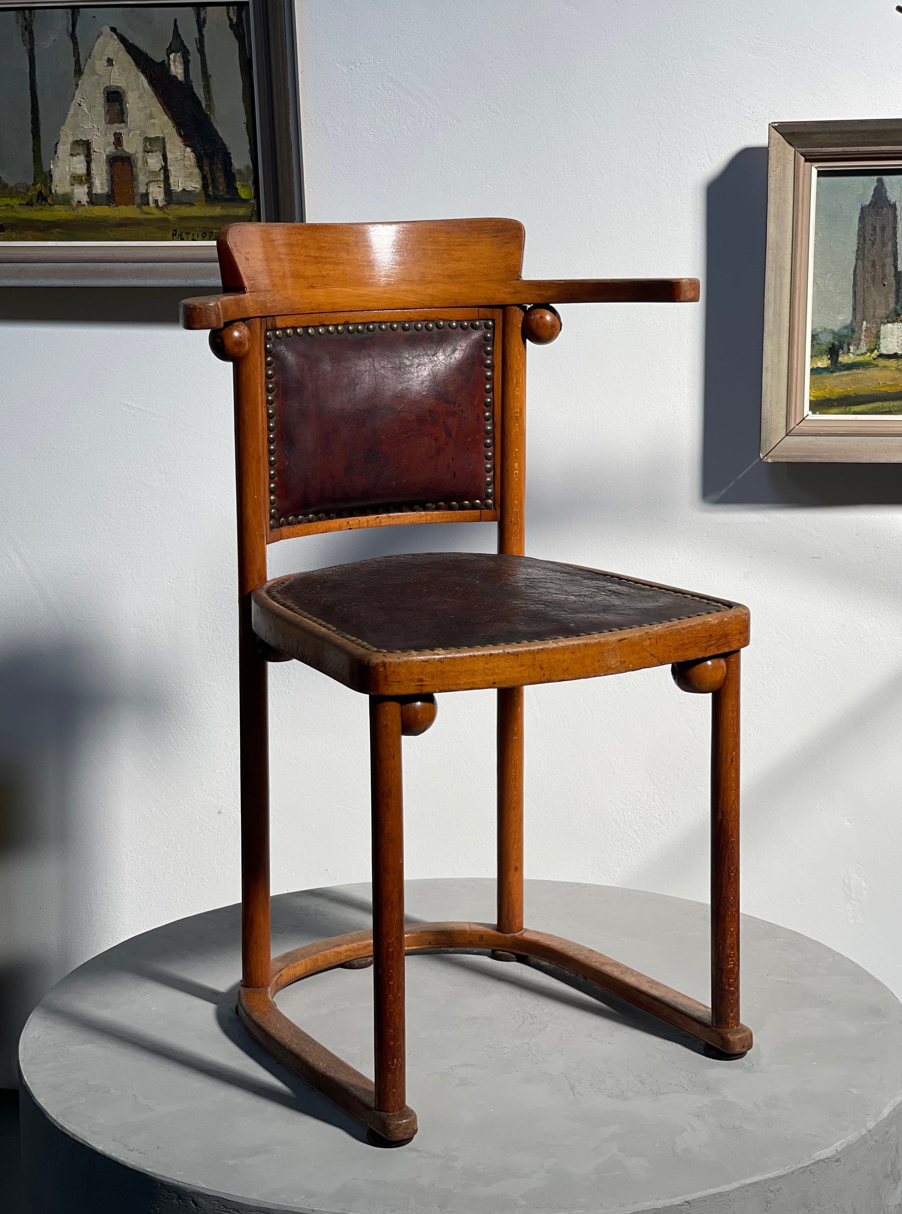 Fledermaus chair by Josef Hoffmann