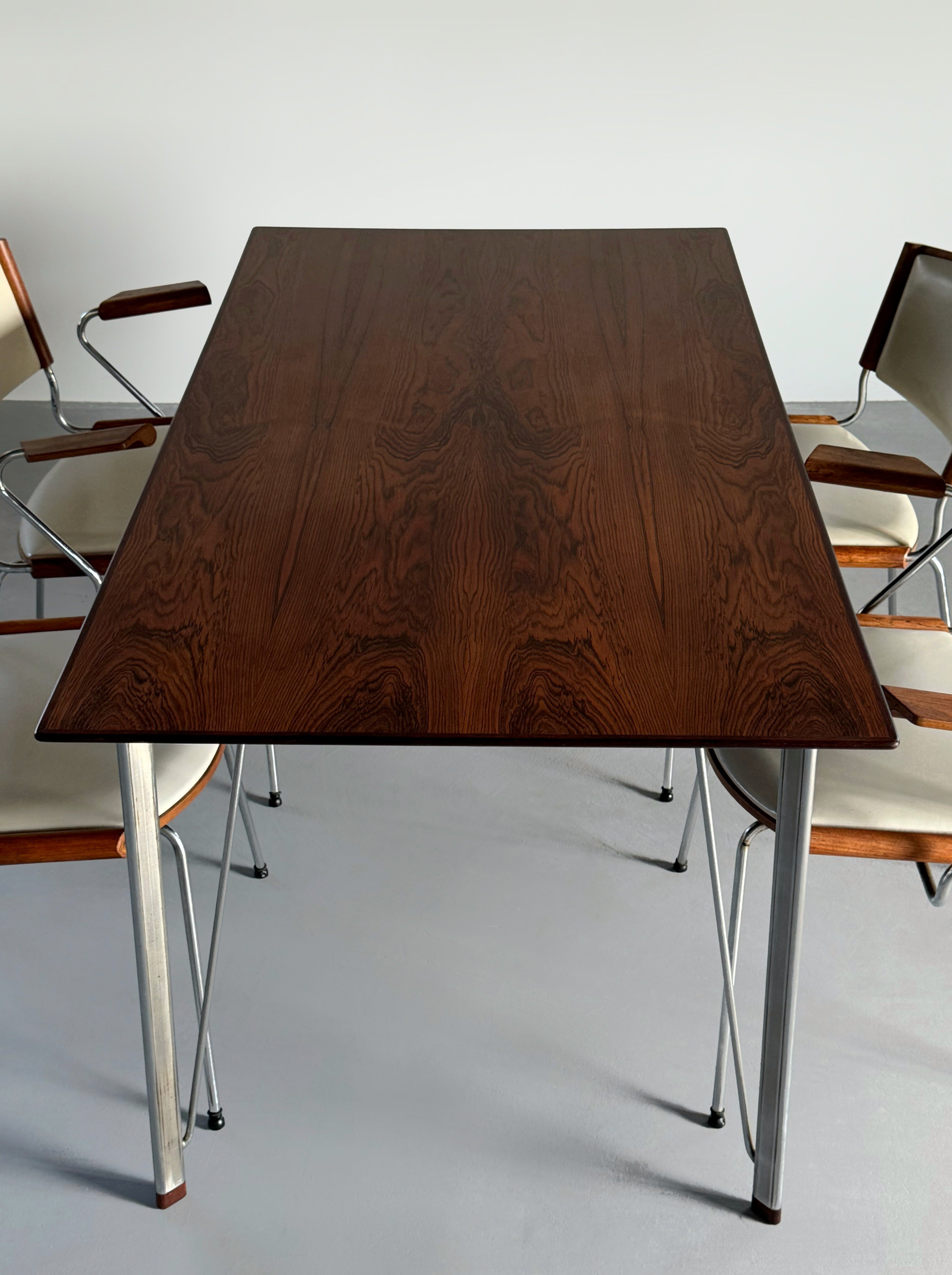 Model 3605 dining table / work table in rosewood by Arne Jacobsen