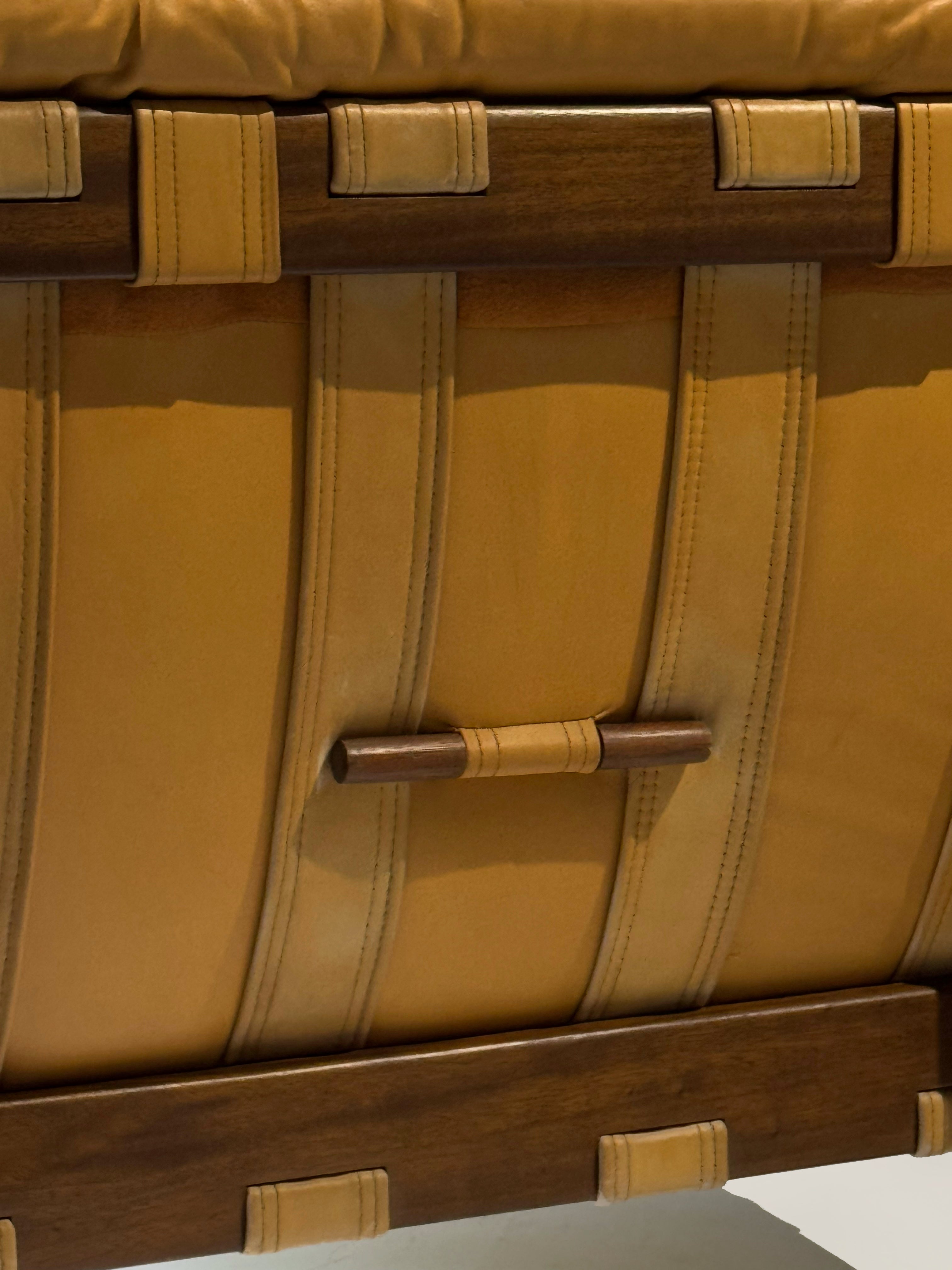 Armchair in Leather and Jatoba Wood, Brazil 1970s