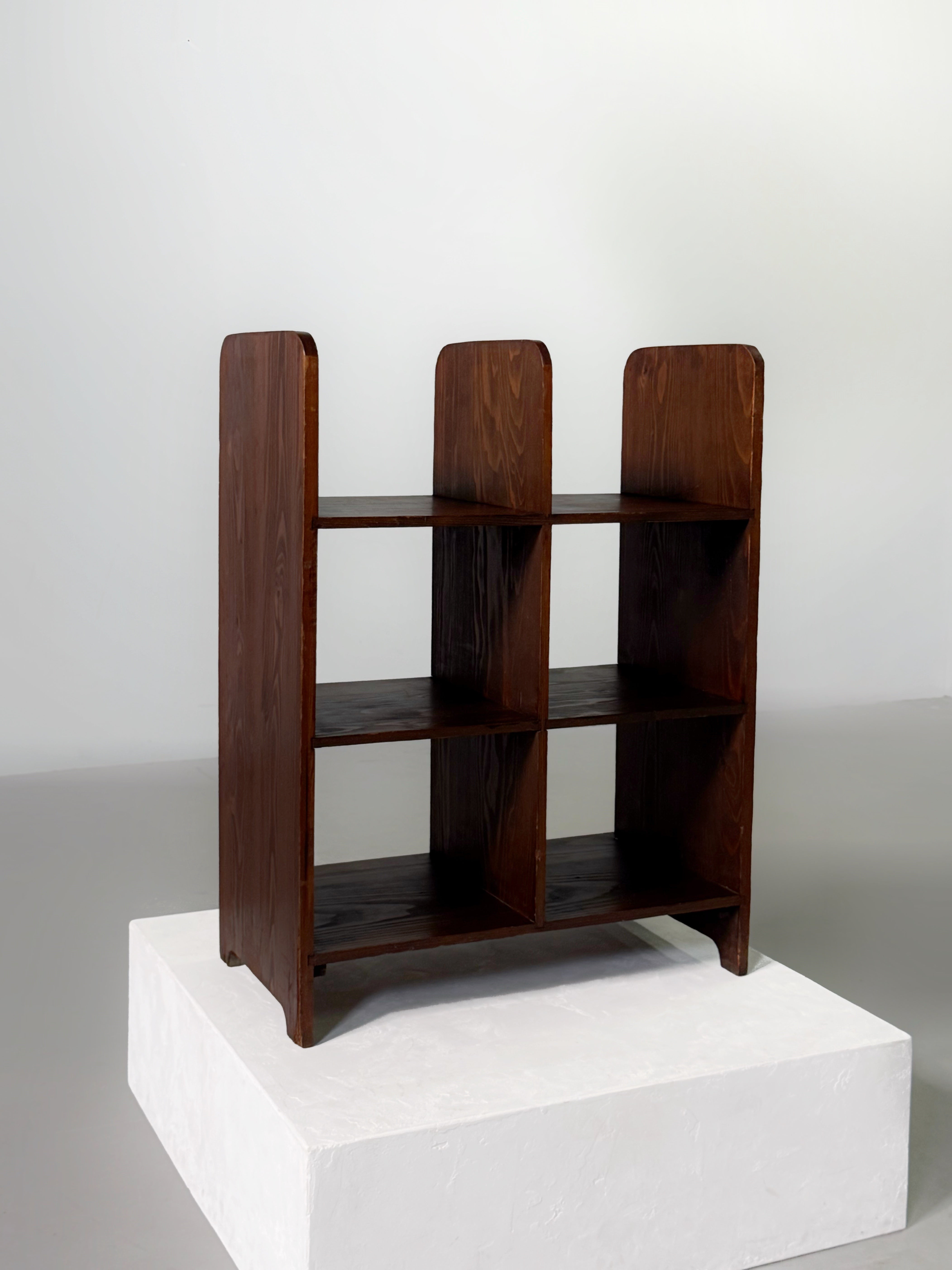 French Shelf 1940s