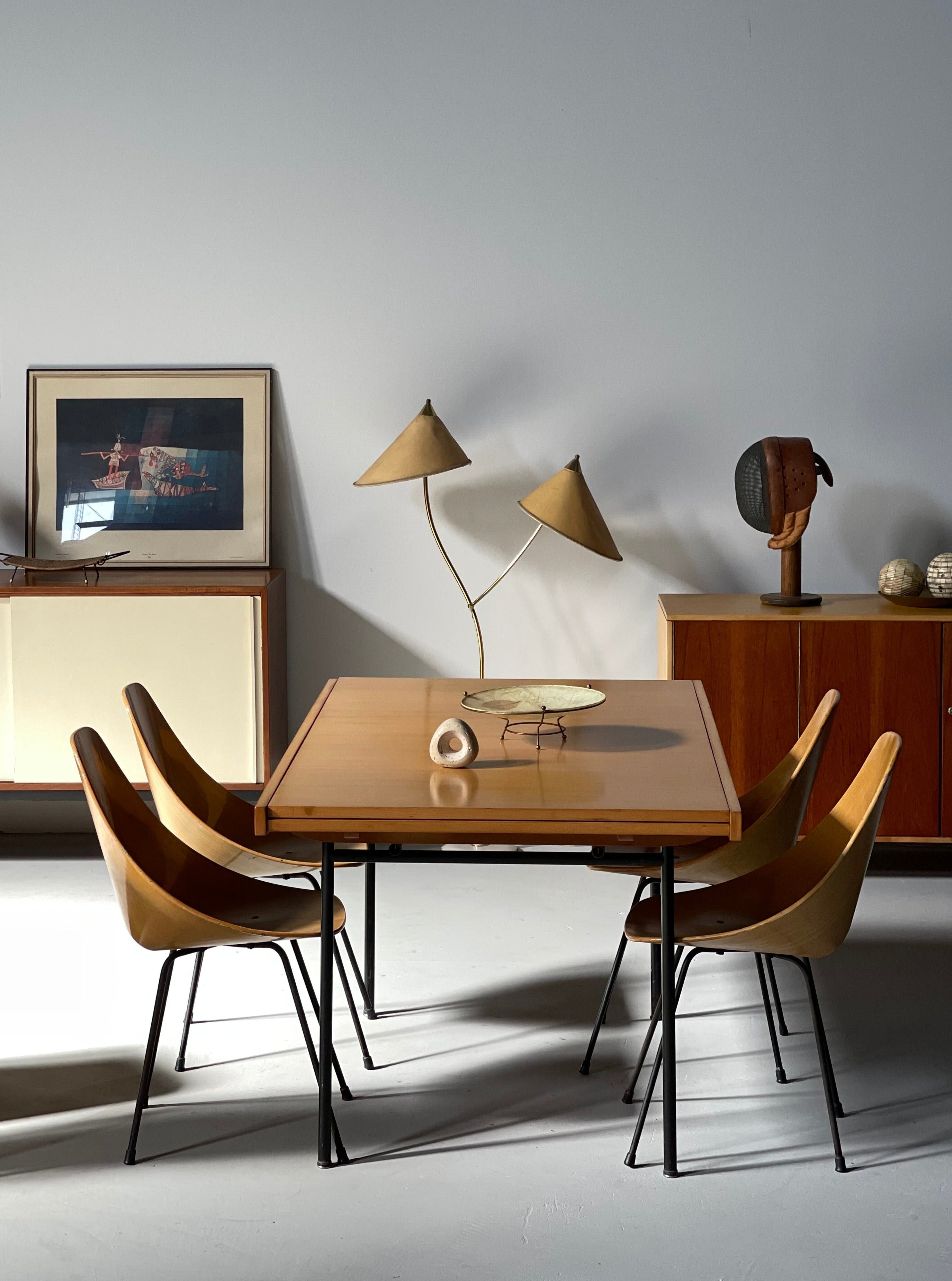 Set of 4 Medea chair by Vittorio Nobili