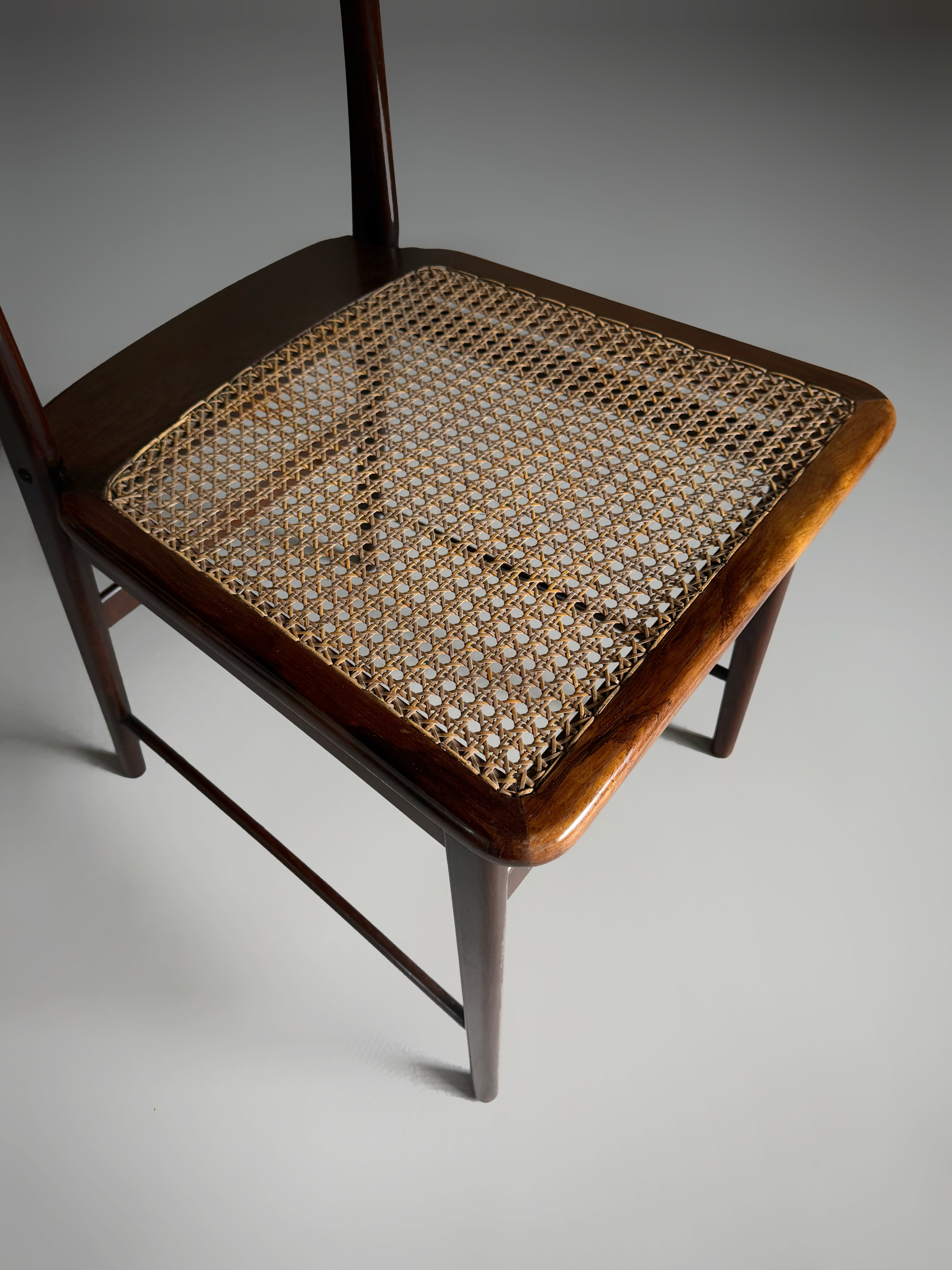 "Alex" Round Dining Table and ”Lucio” chairs by Sergio Rodrigues, Brazil 1960