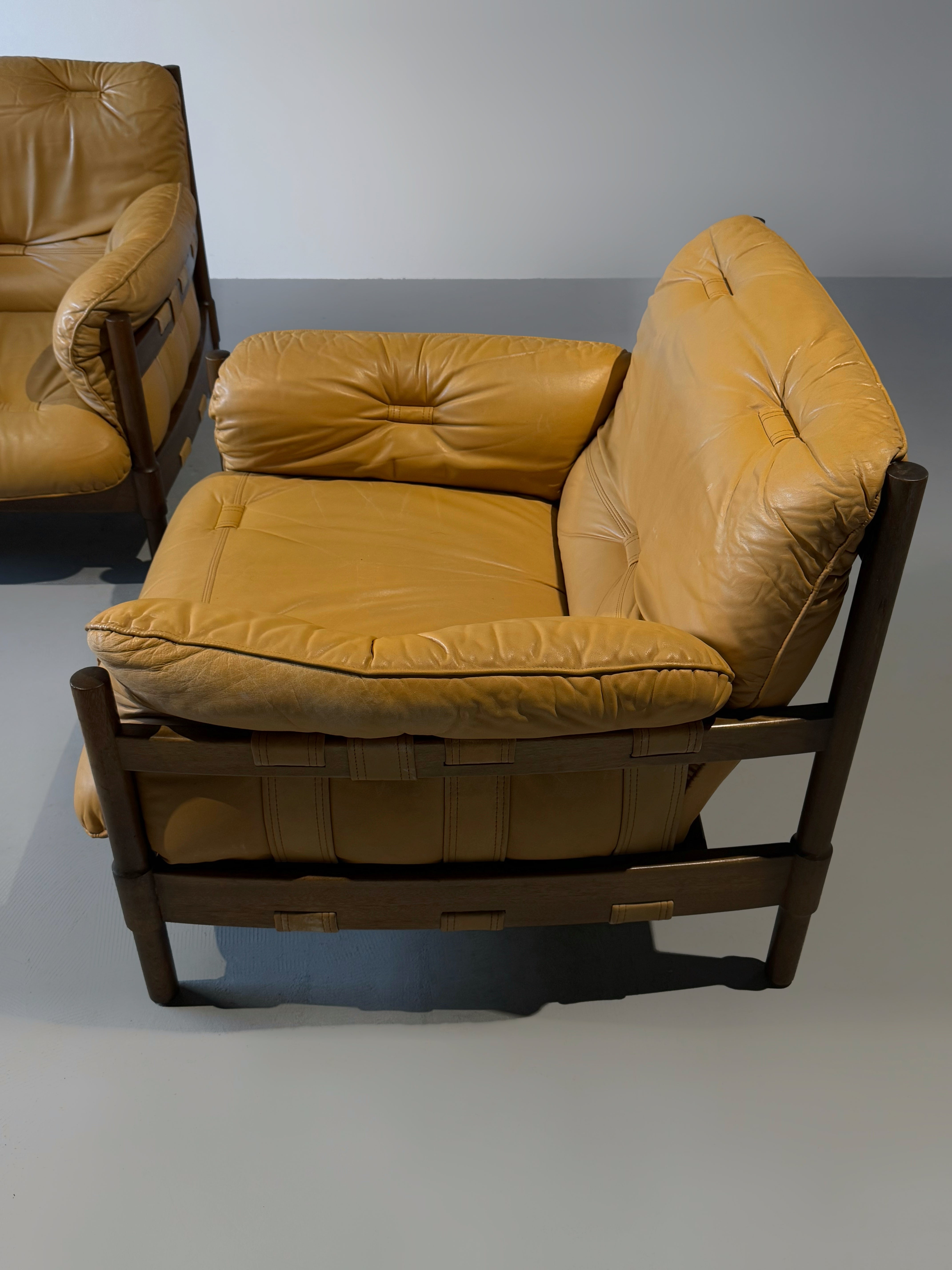 Armchair in Leather and Jatoba Wood, Brazil 1970s