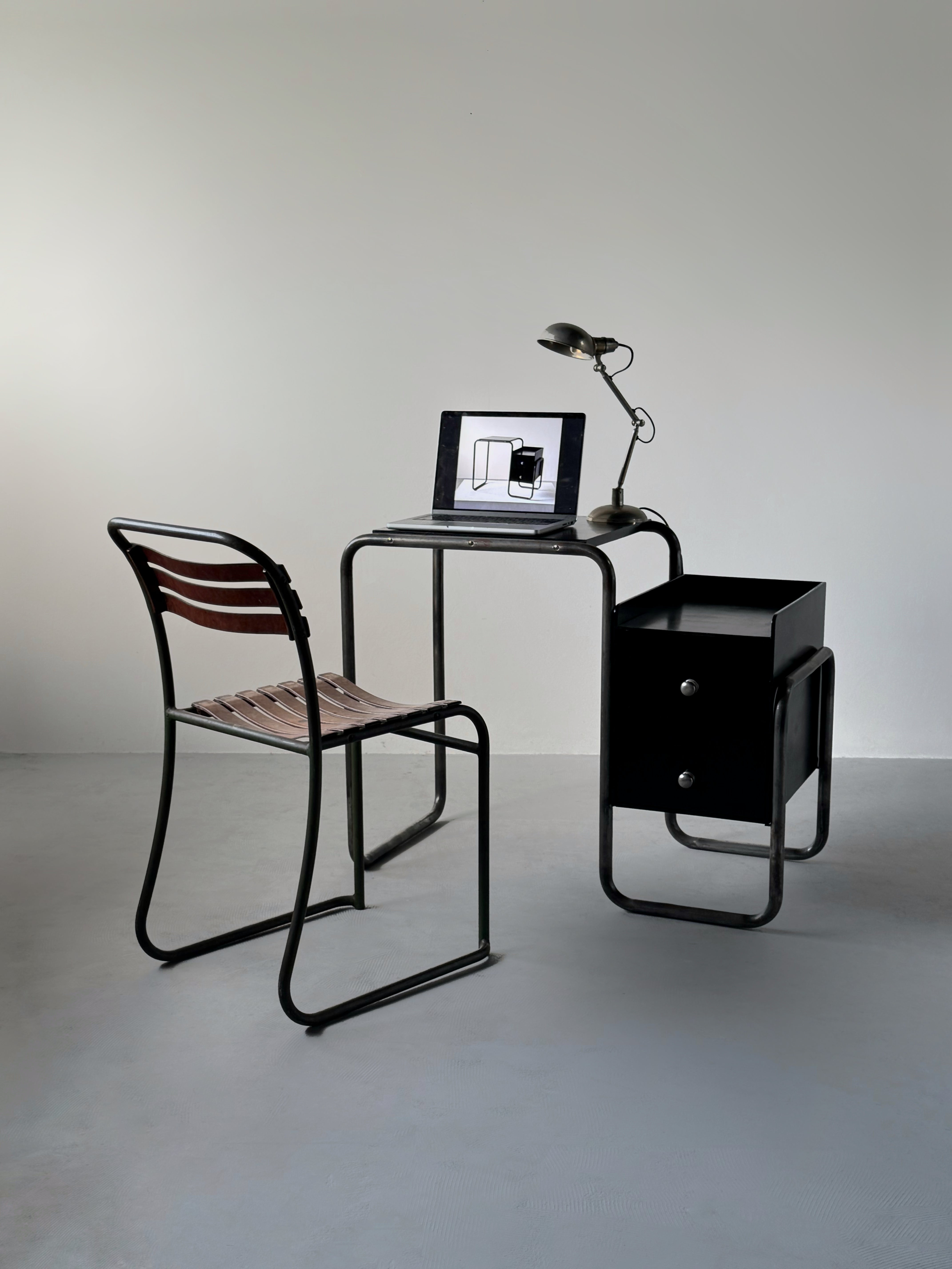 Bauhaus writing desk 1930s Made by Thonet