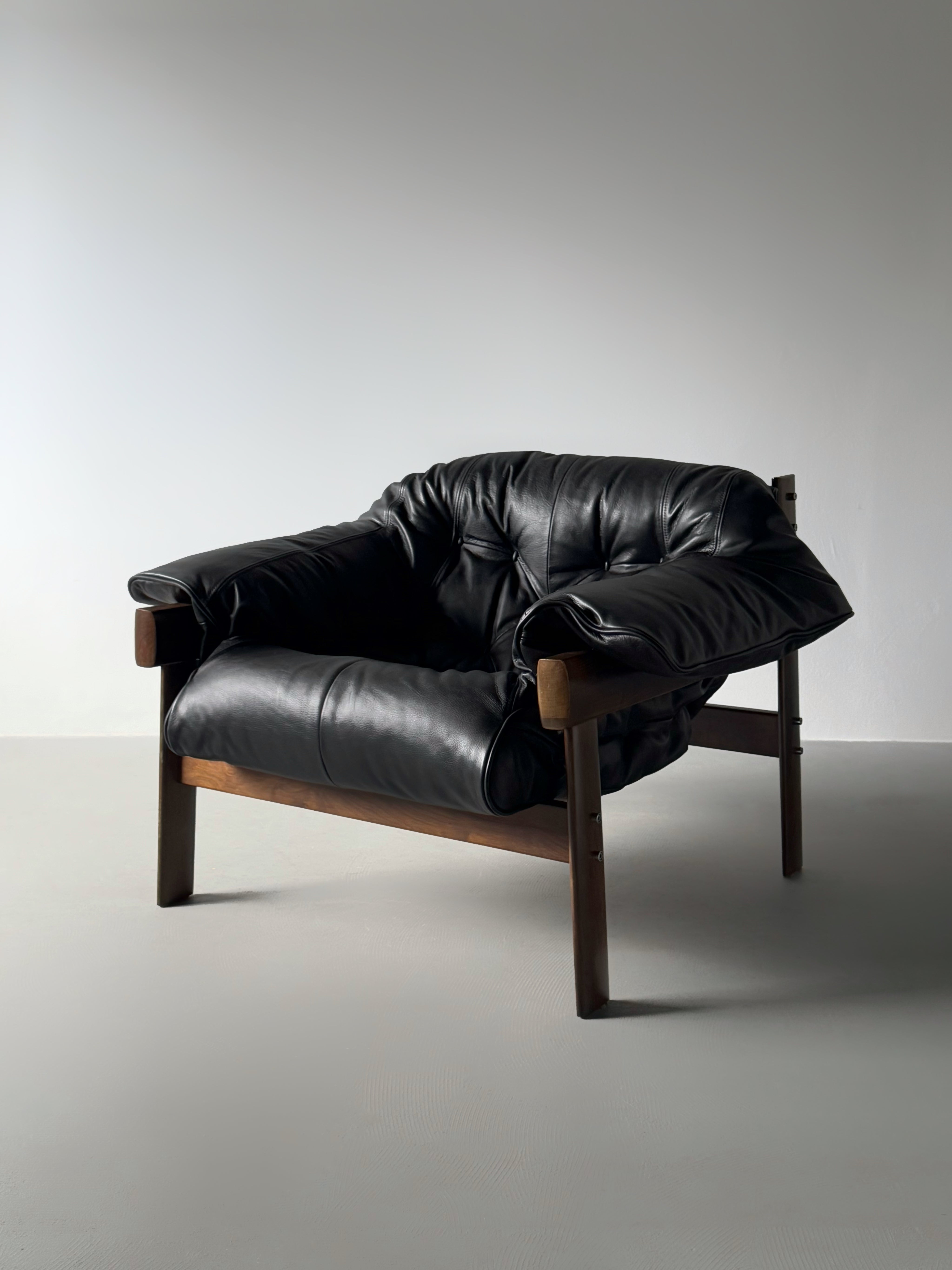MP 41 Lounge Chair by Percival Lafer for Móveis Lafer, Brazil 1960s