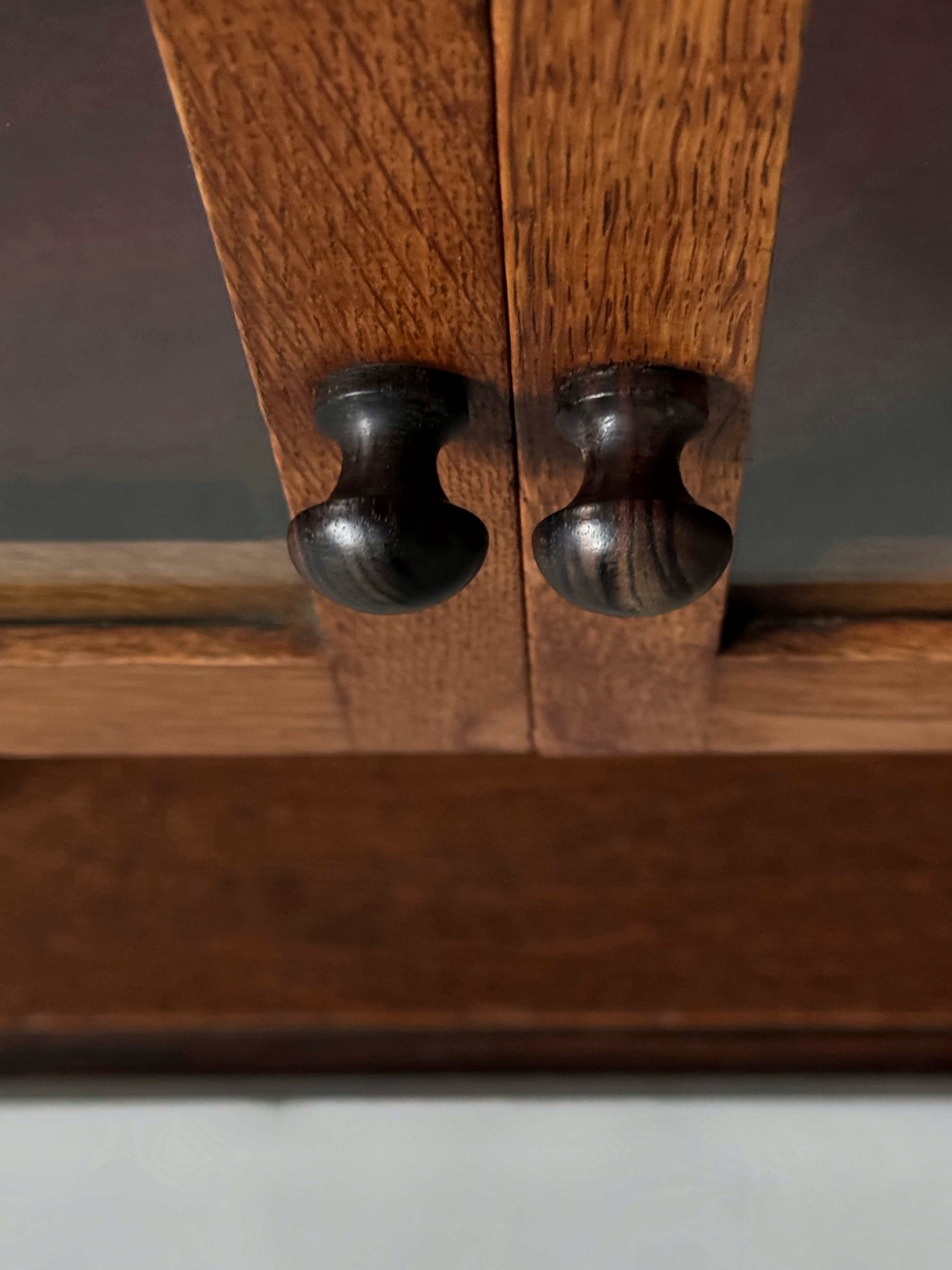 The Hague School / Art Deco Display Cabinet in Oak, The Netherland 1930s