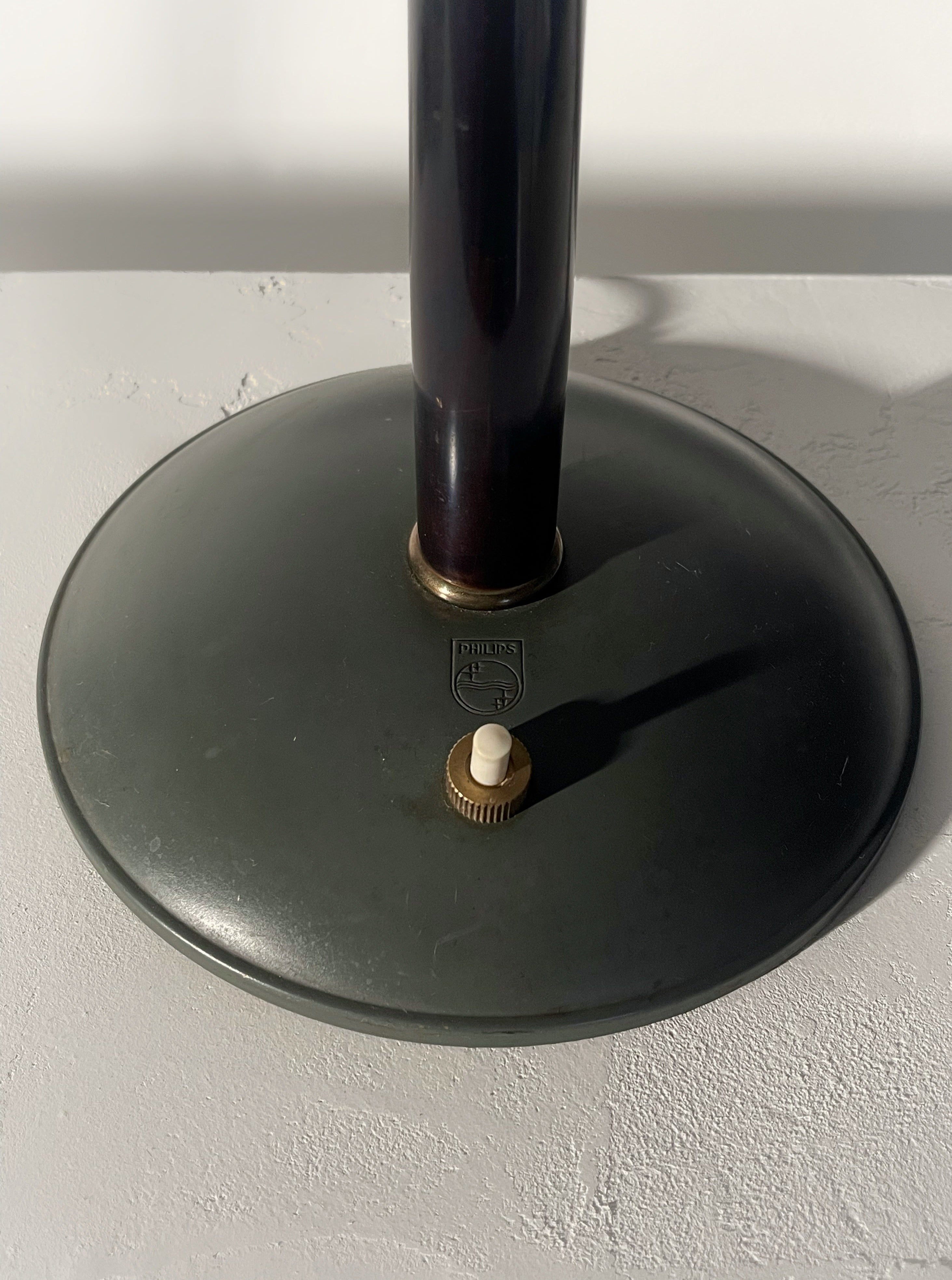 'Senior' Desk Lamp by Louis Kalff