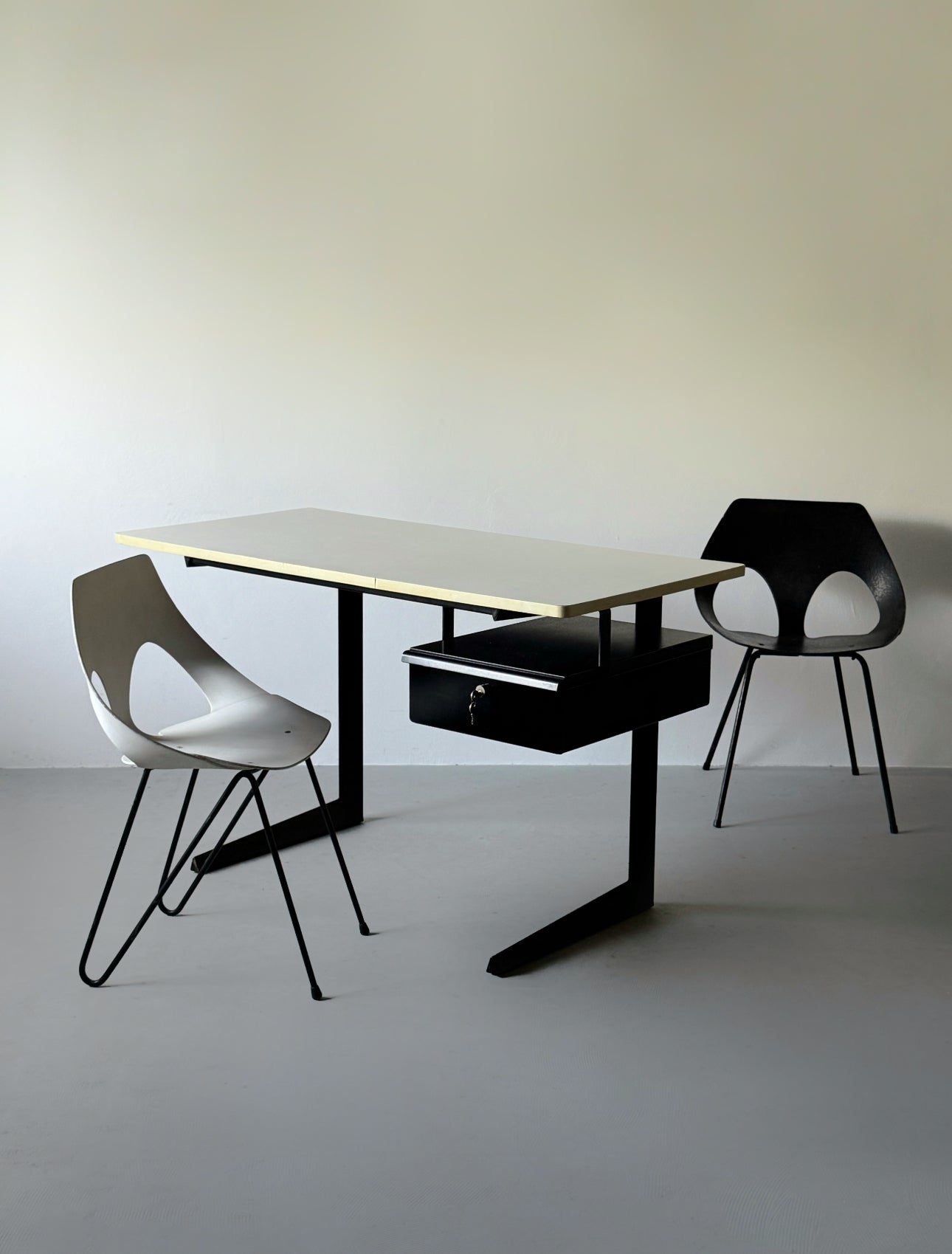 Result Desk by Friso Kramer for Ahrend de Cirkel, Holland 1958