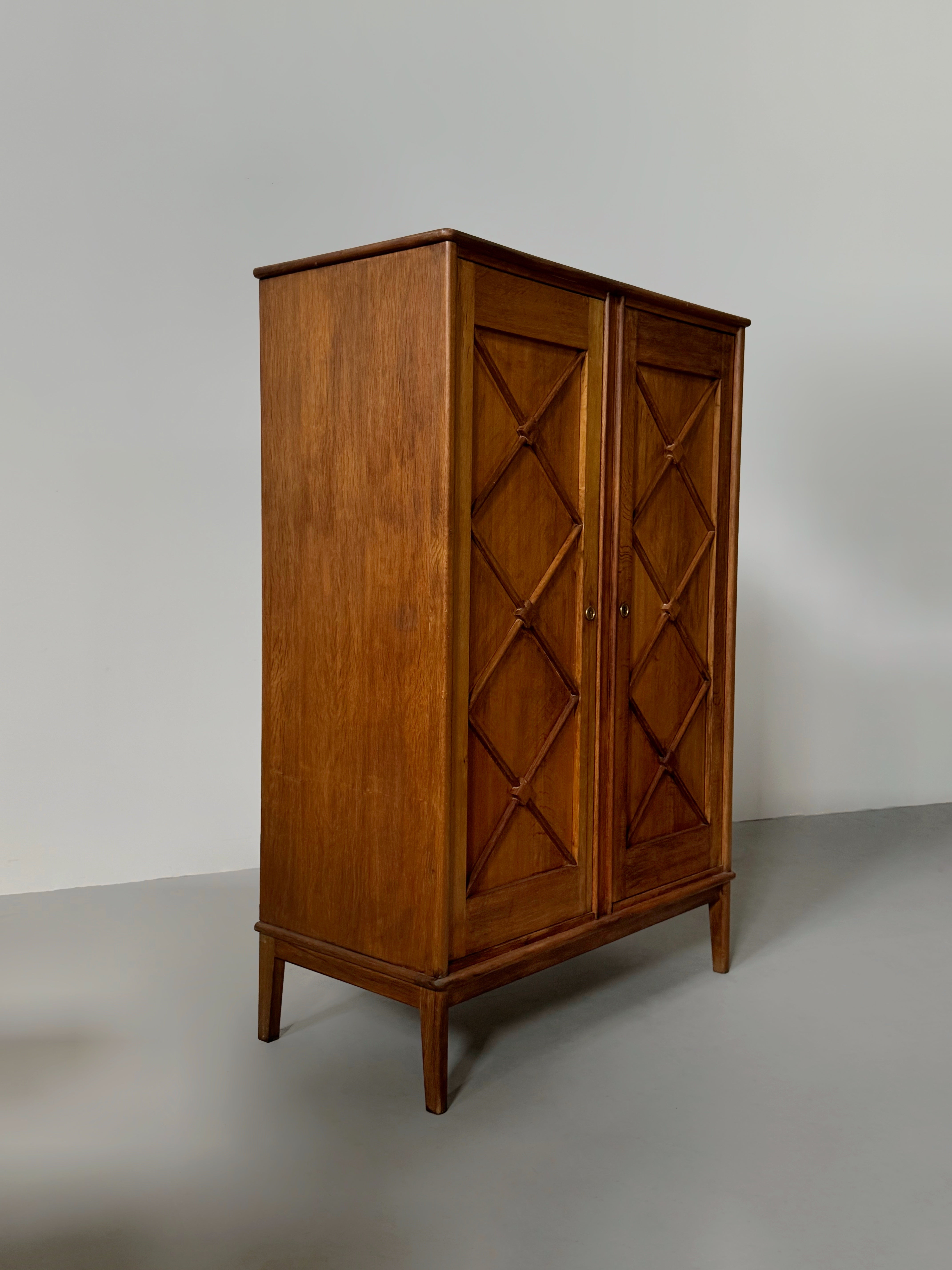 French Wardrobe in oak, 1960s