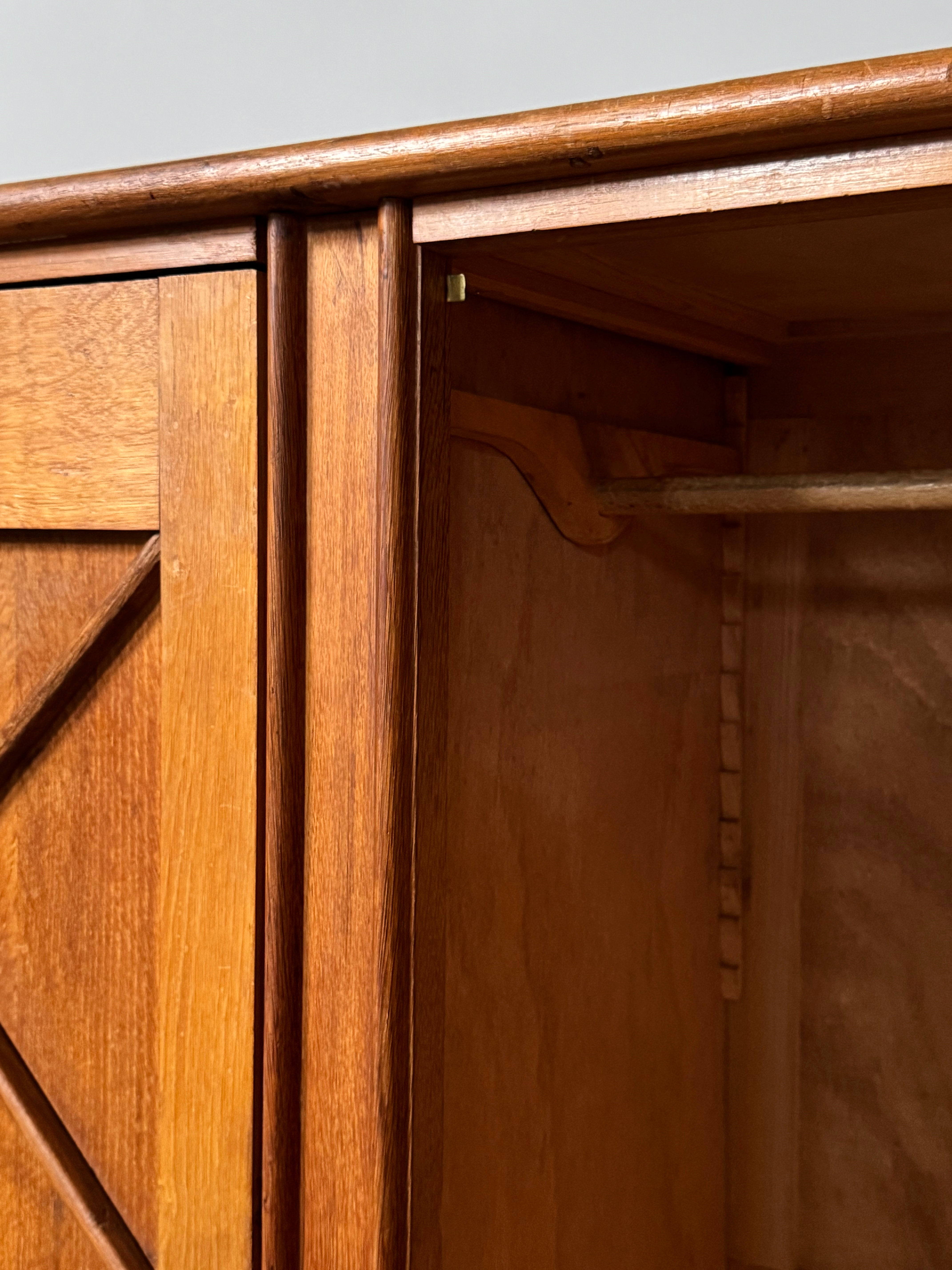 French Wardrobe in oak, 1960s