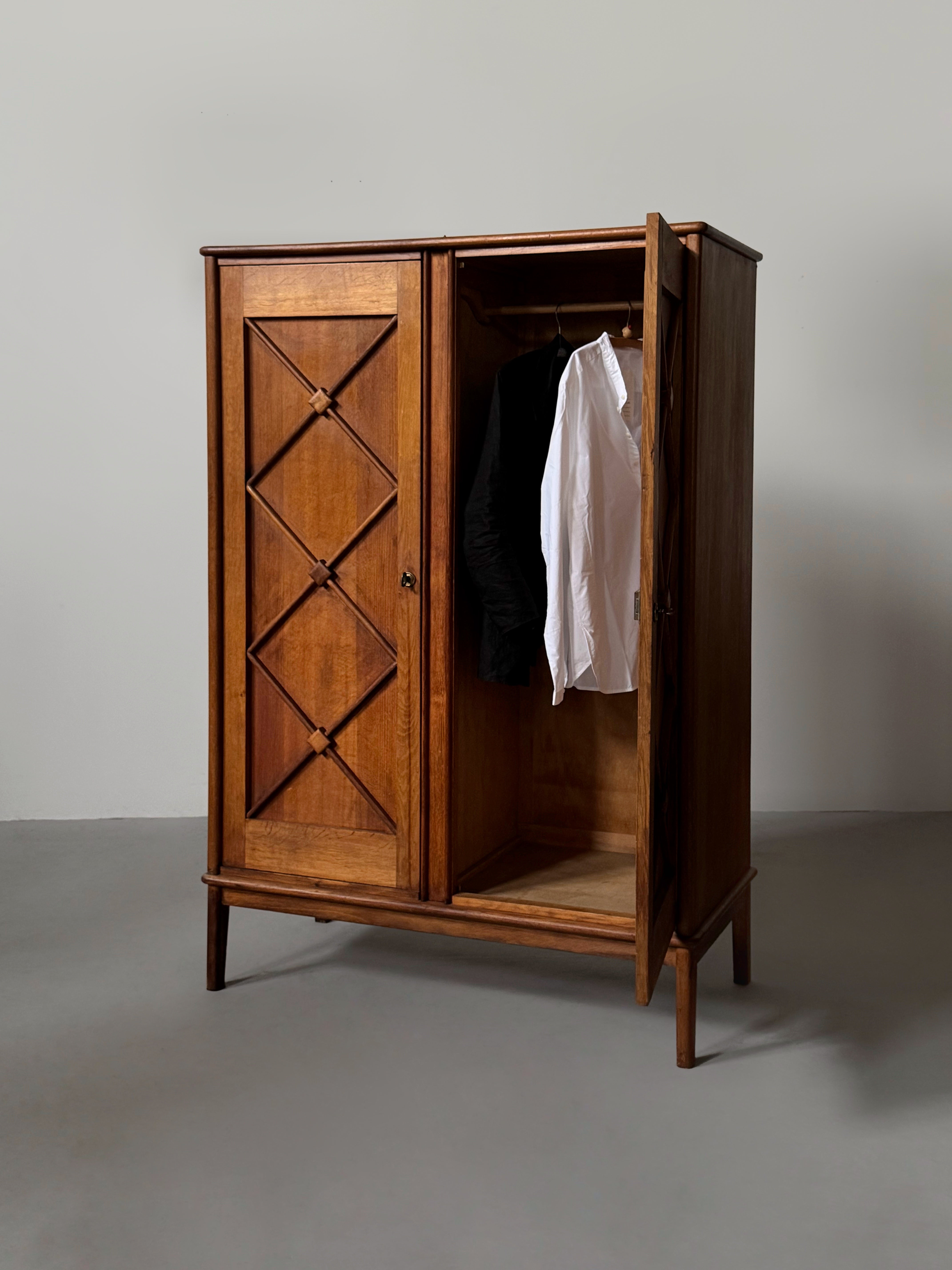 French Wardrobe in oak, 1960s