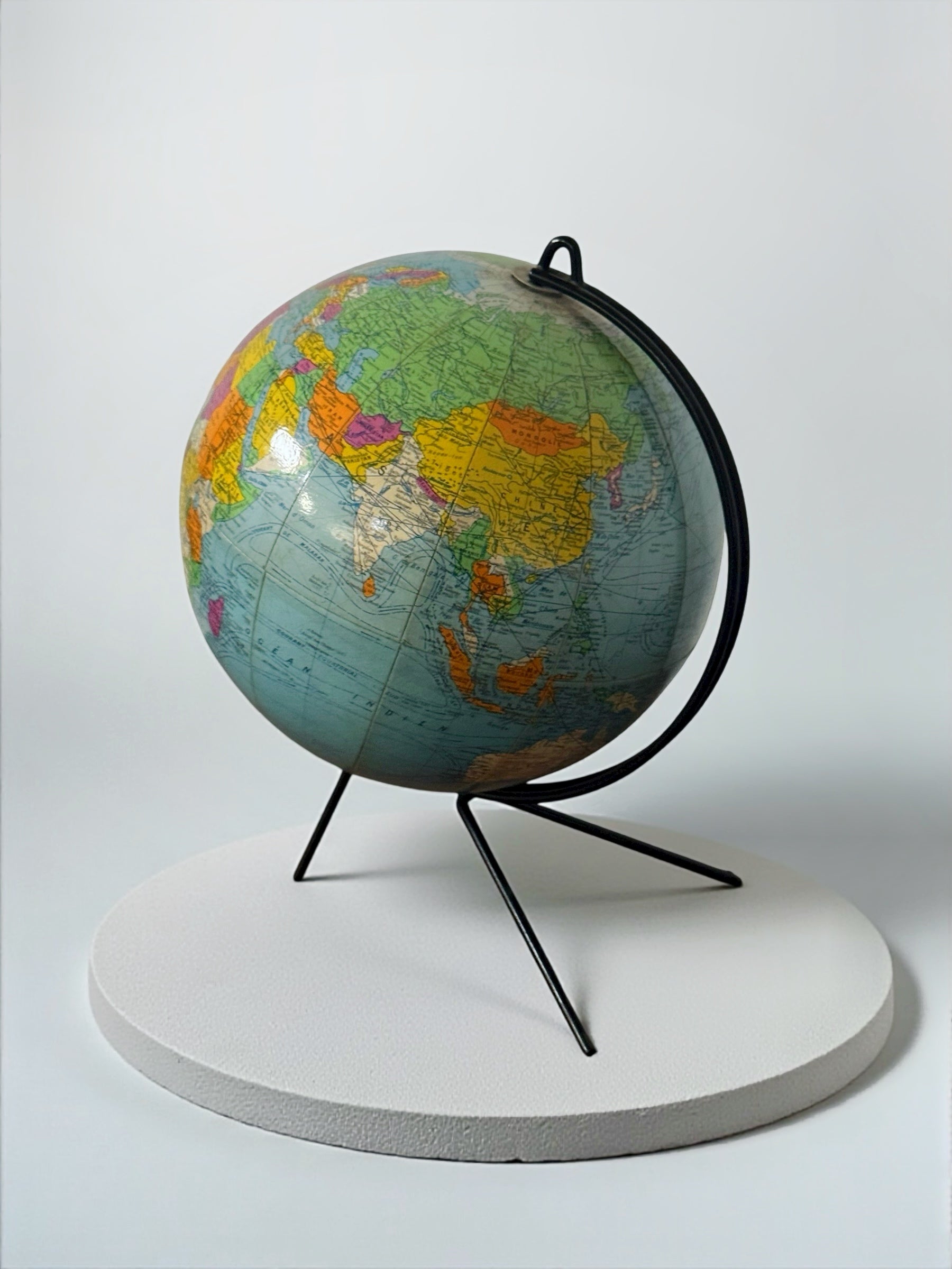 French metal globe tripod Taride 1950-1960