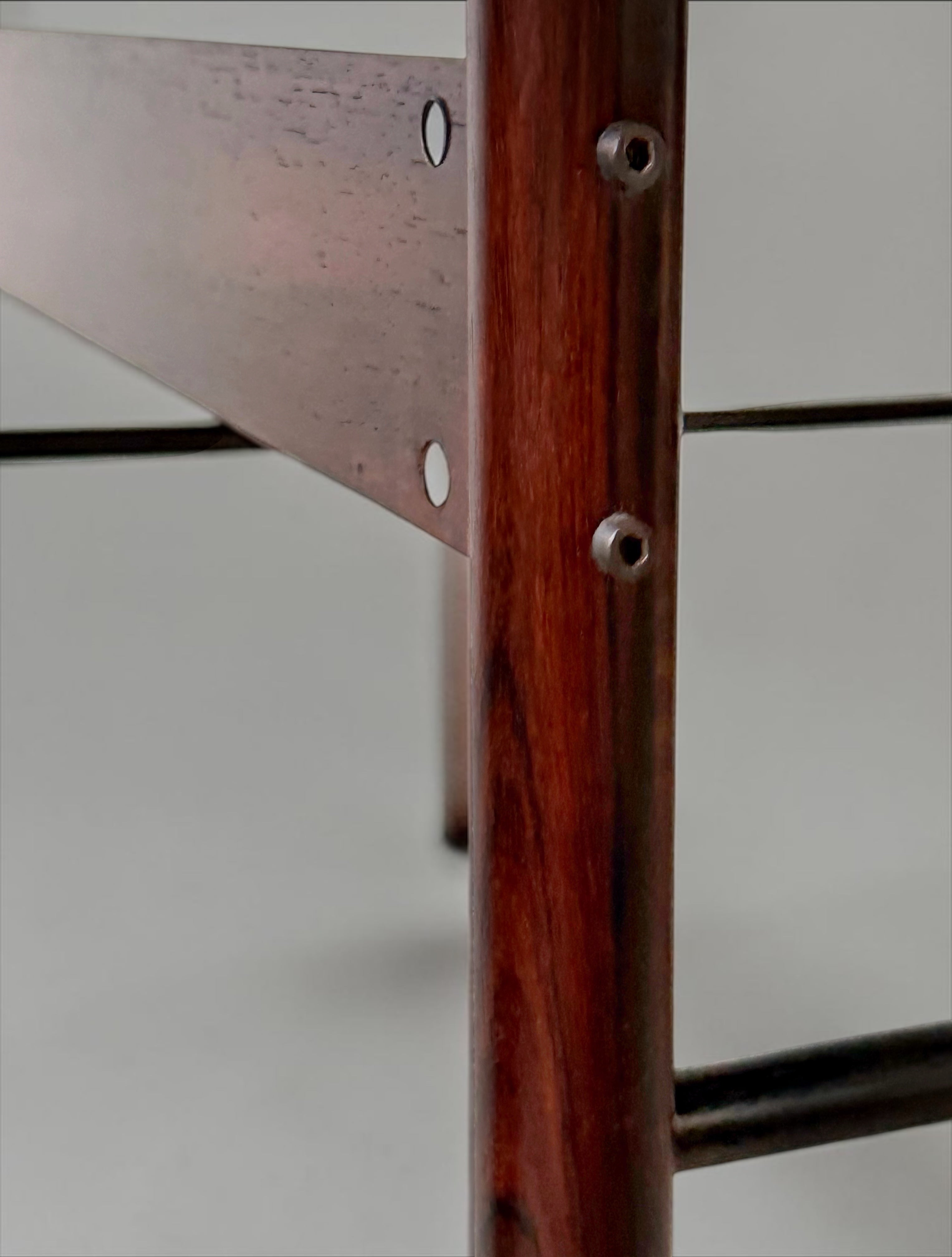 Model Jockey coffee table by Jorge Zalszupin, Brazil