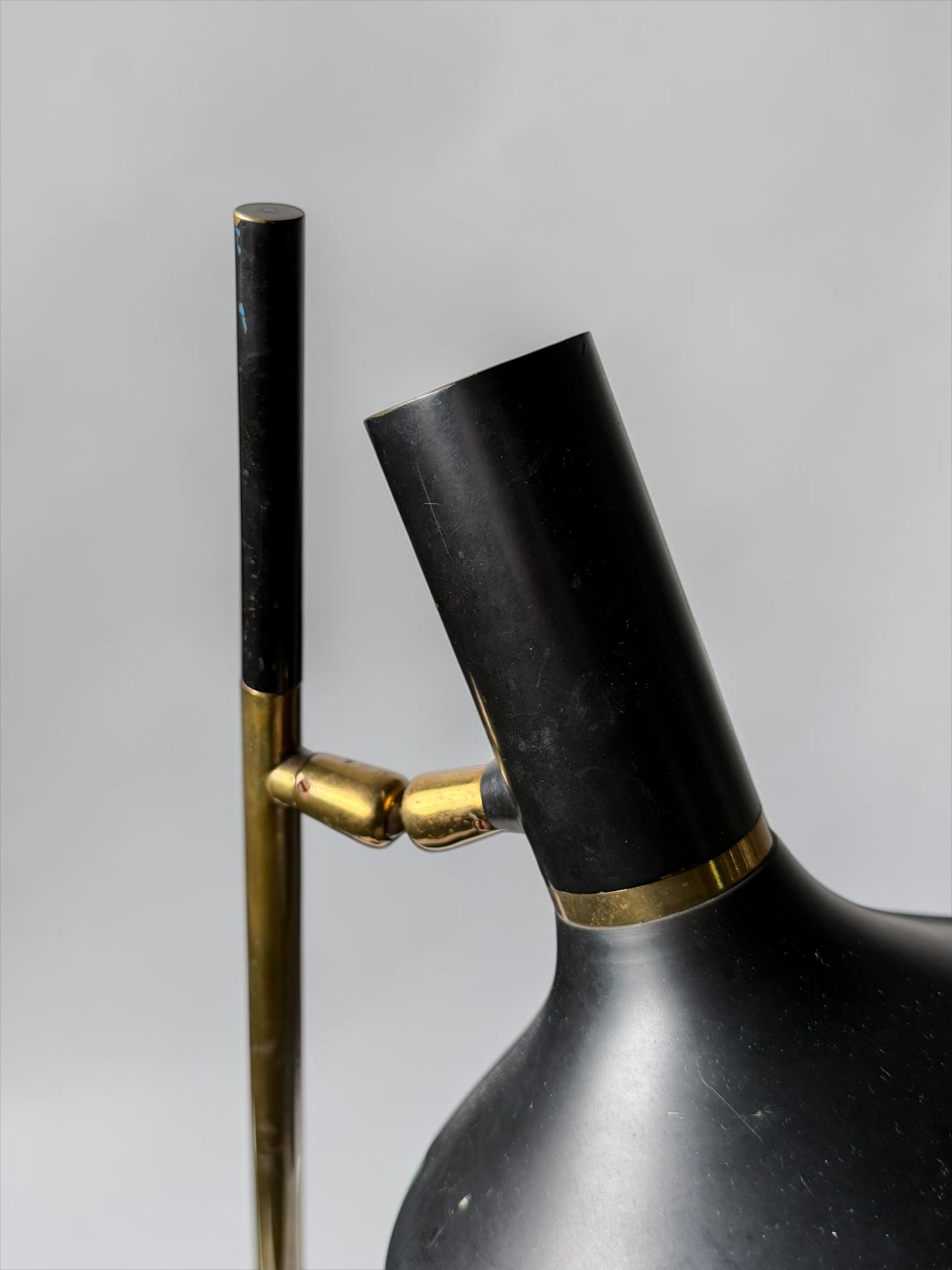 Mod.553 Table Lamp by Oscar Torlasco for Lumi, Italy 1950s