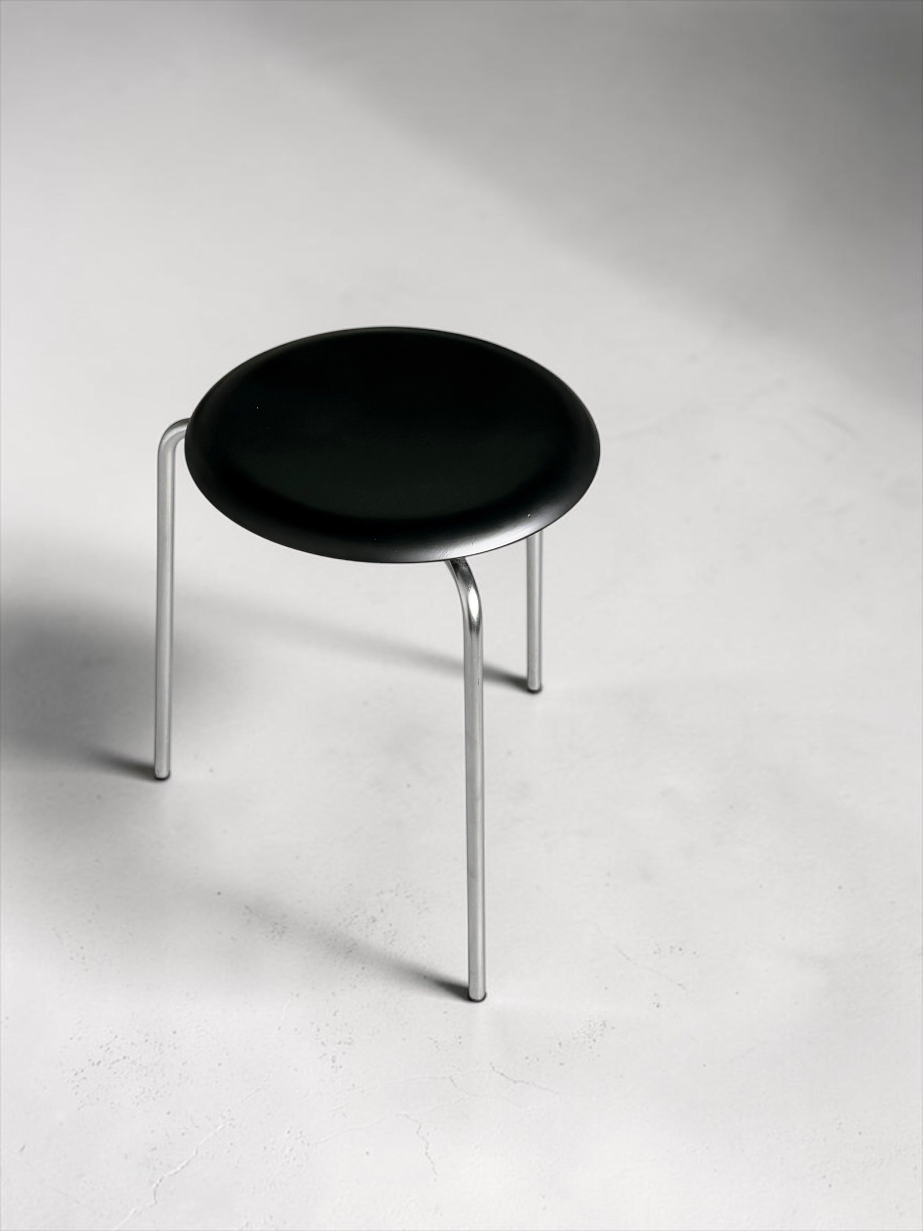 Dot stool model 3170 by Arne Jacobsen, Fritz Hansen 1960s