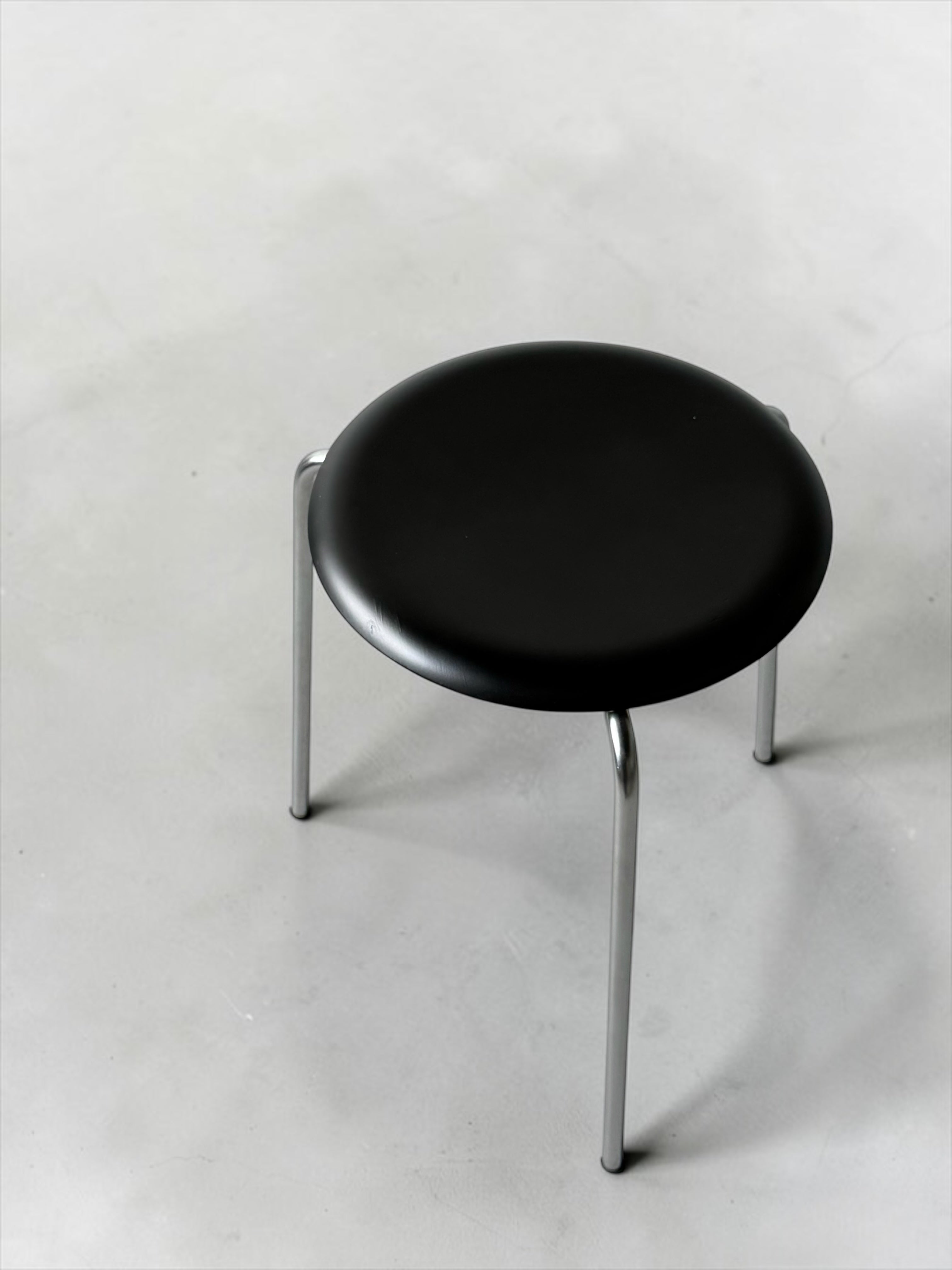 Dot stool model 3170 by Arne Jacobsen, Fritz Hansen 1960s