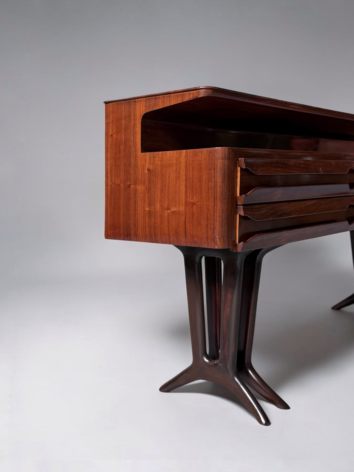 Italian Chest of Drawers attributed to Vittorio Dassi, 1950s