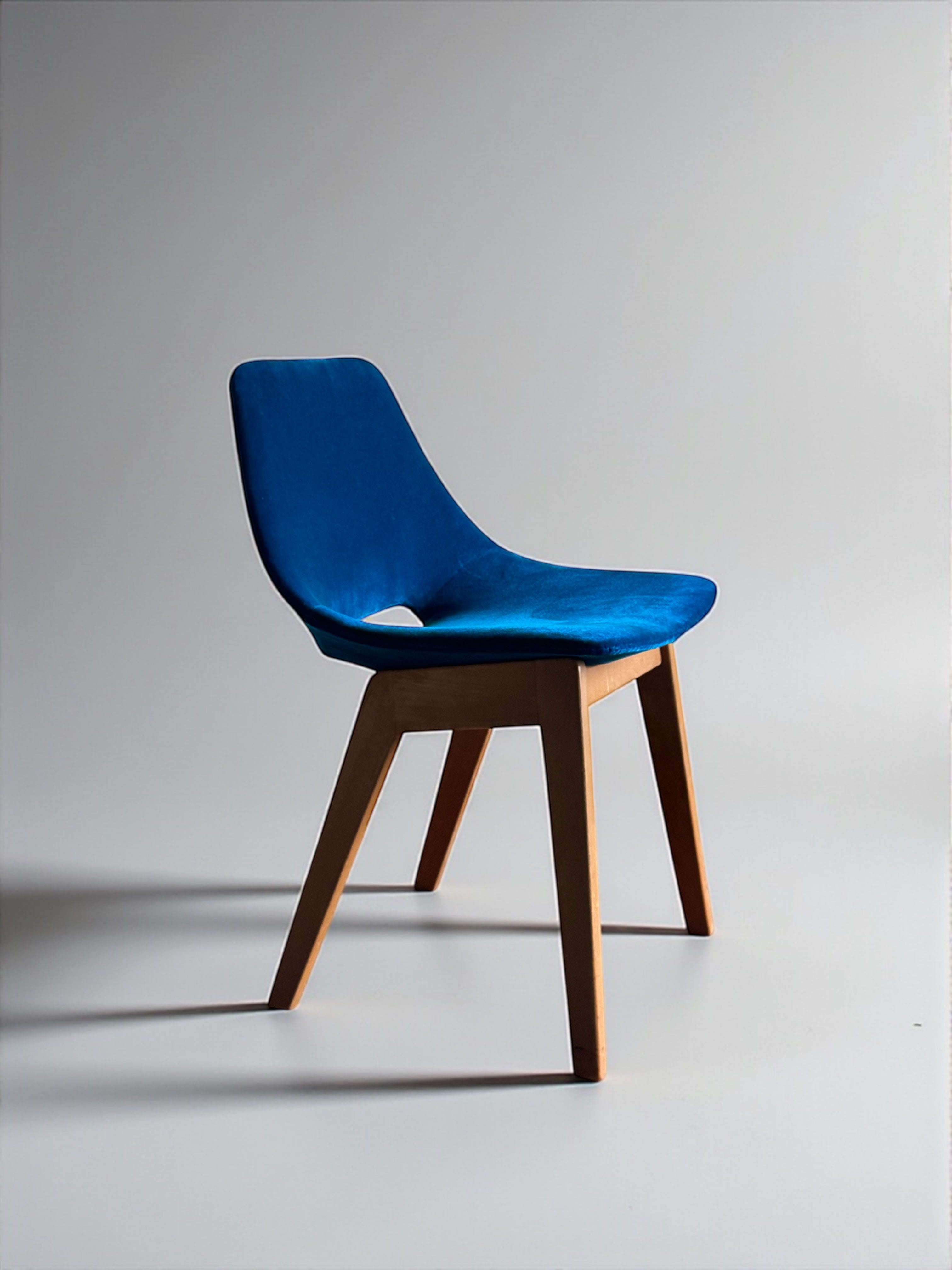 Tonneau Chair by Pierre Guariche for Steiner, France 1950s Tonneau Chair by Pierre Guariche for Steiner, France 1950s