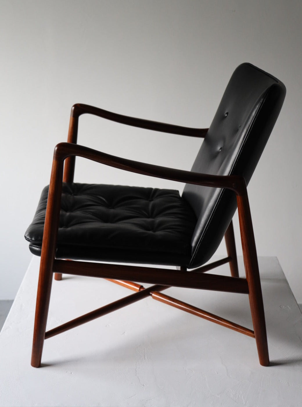 BO59 fireplace chair in rosewood by Finn Juhl