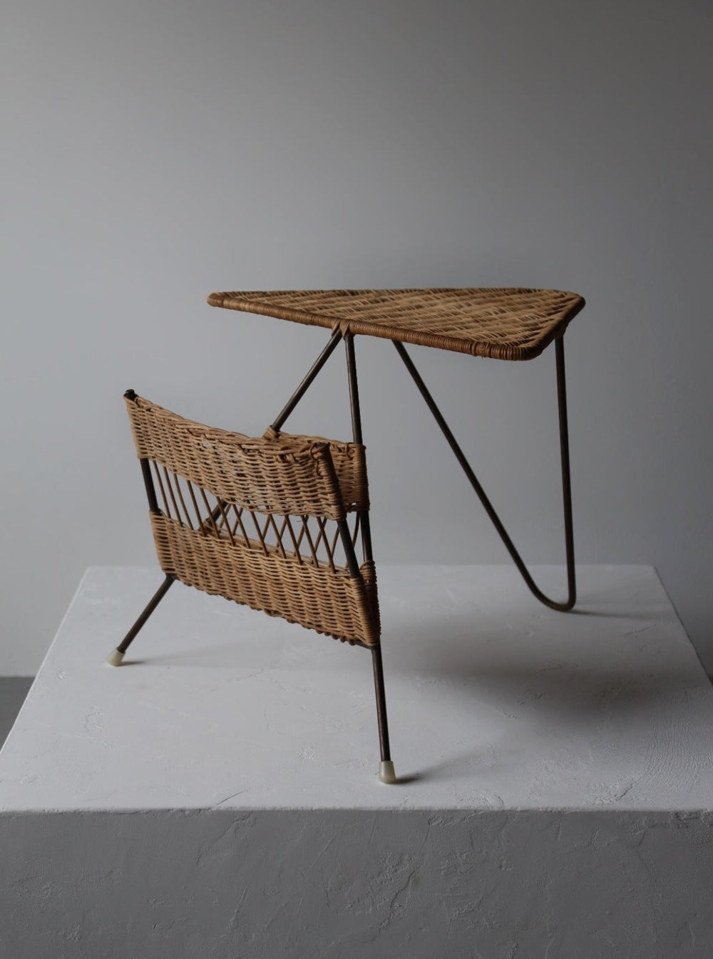 Rattan magazine rack side table