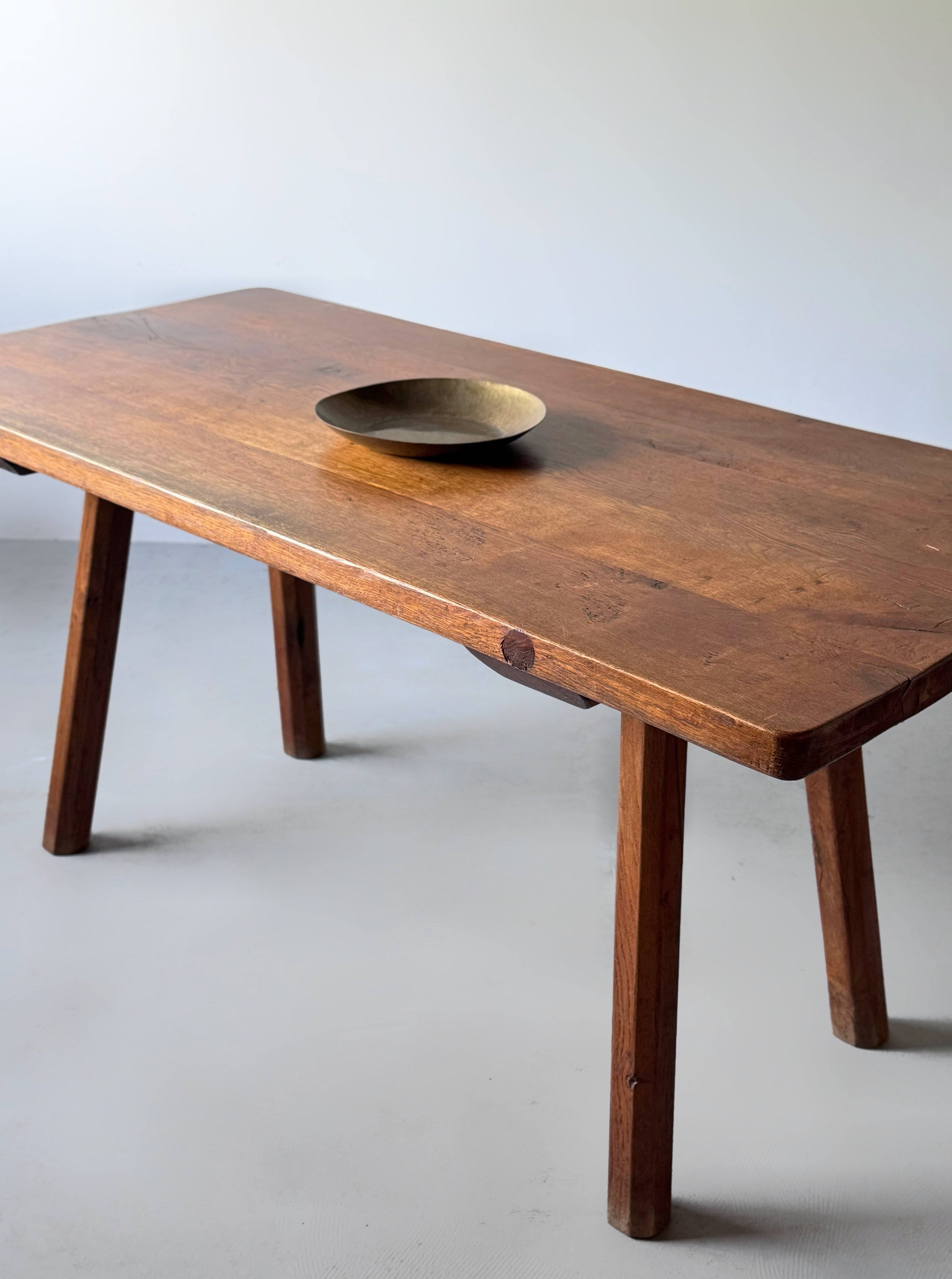 Mid-Century Modern oak Wood Dining Table, France ca 1950s