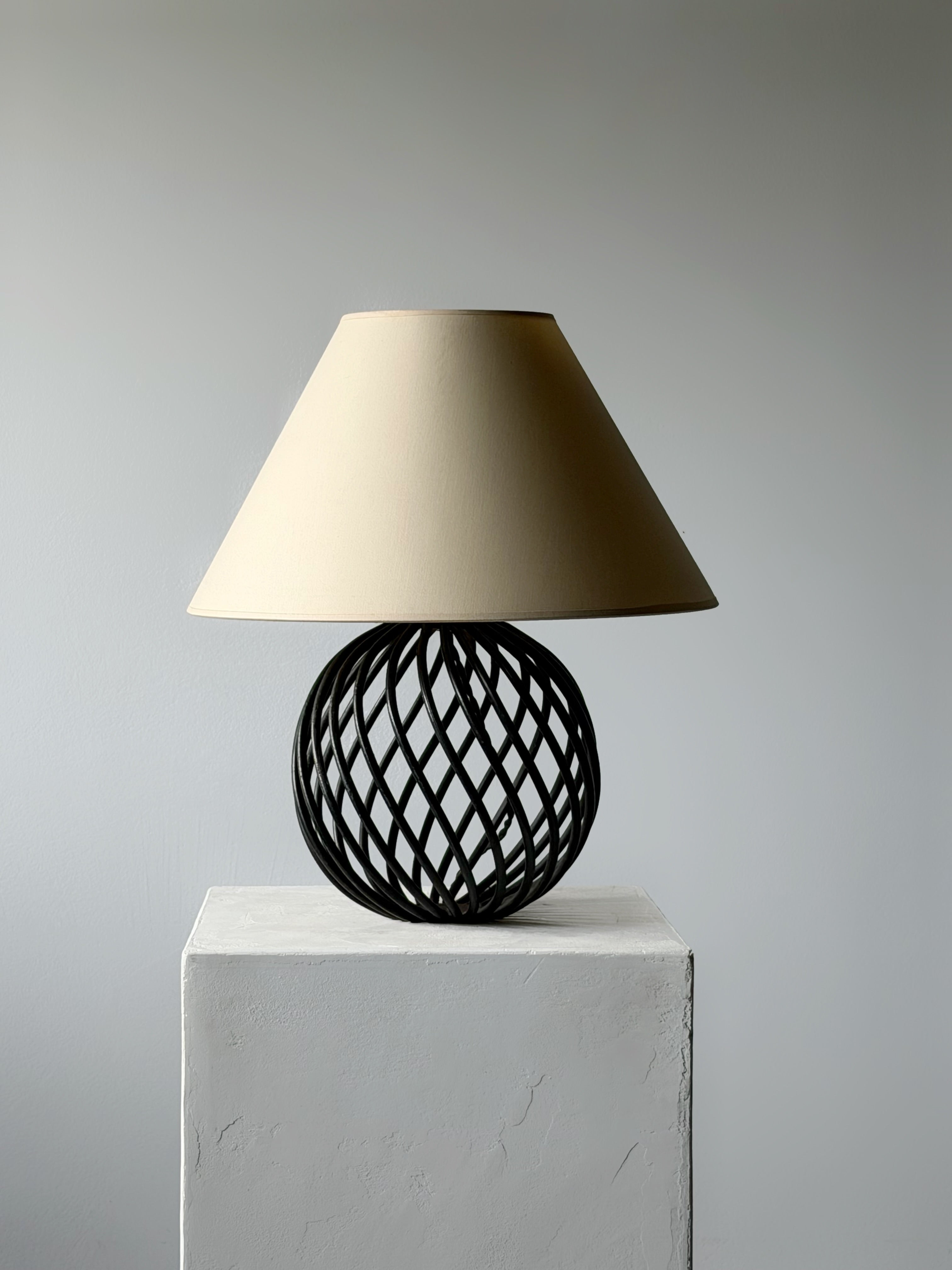 Sculptural Woven Metal Table Lamp, 1950s　