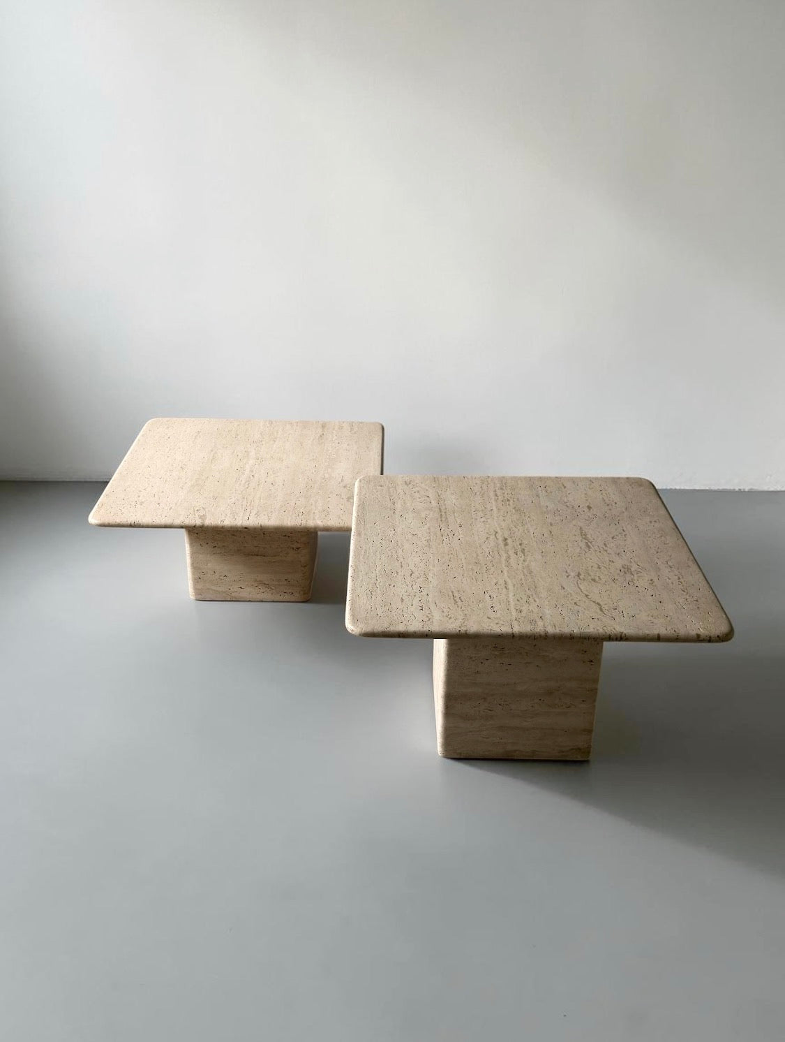 Travertine Coffee Table, Italy 1970s　