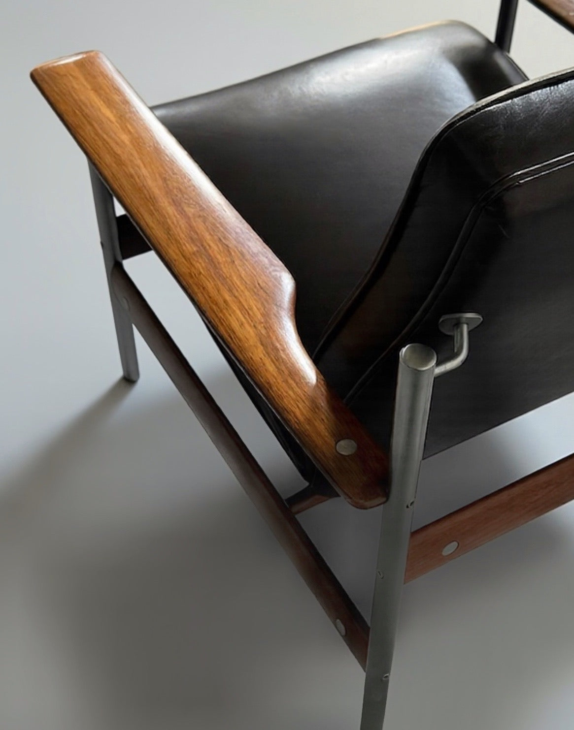 Model 1001 lounge chair by Sven Ivar Dysthe for Dokka Möbler, Norway 1