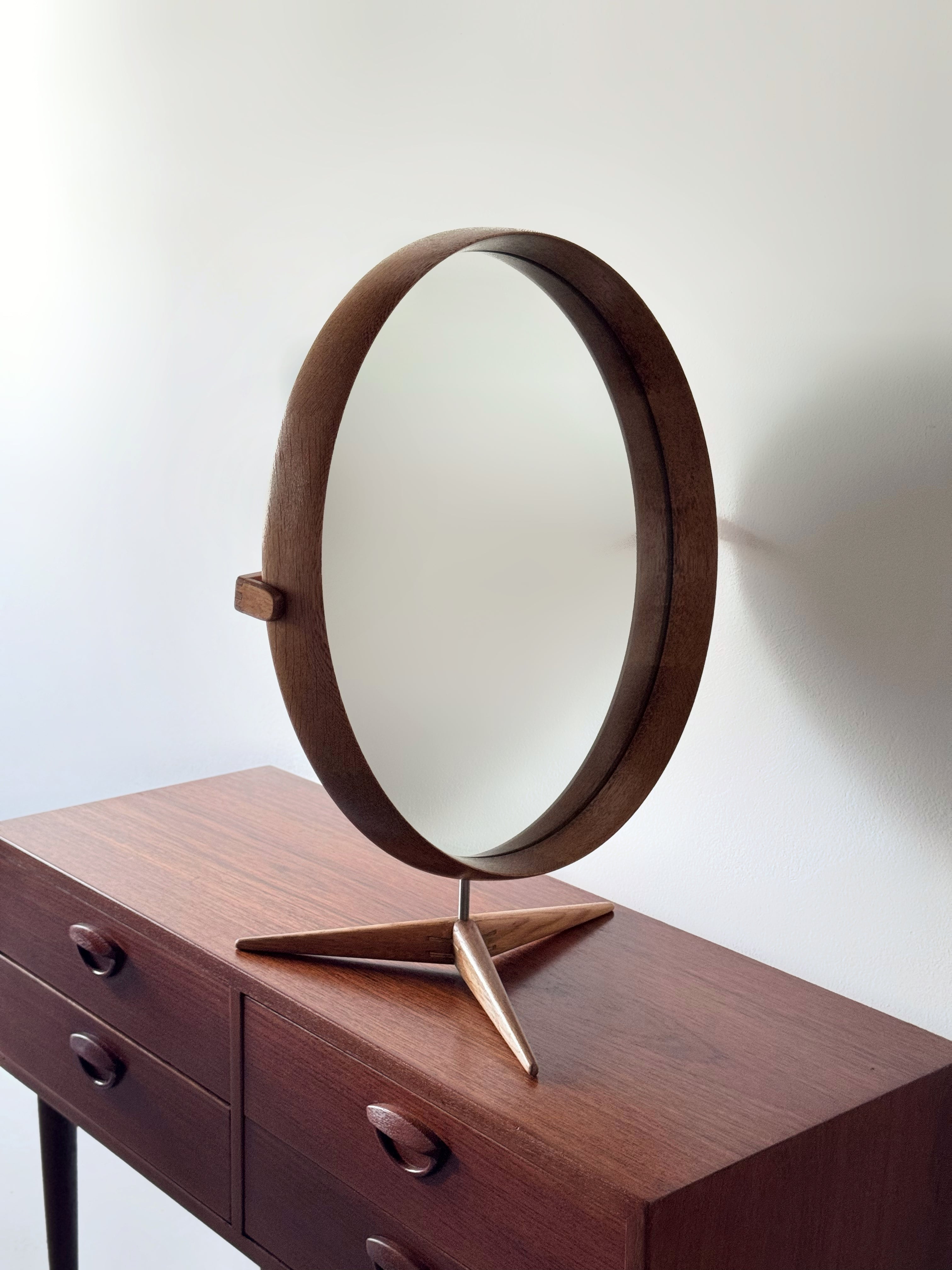 Mid-Century Swedish Large Oak Table Mirror by Östen & Uno Kristiansson for Luxus