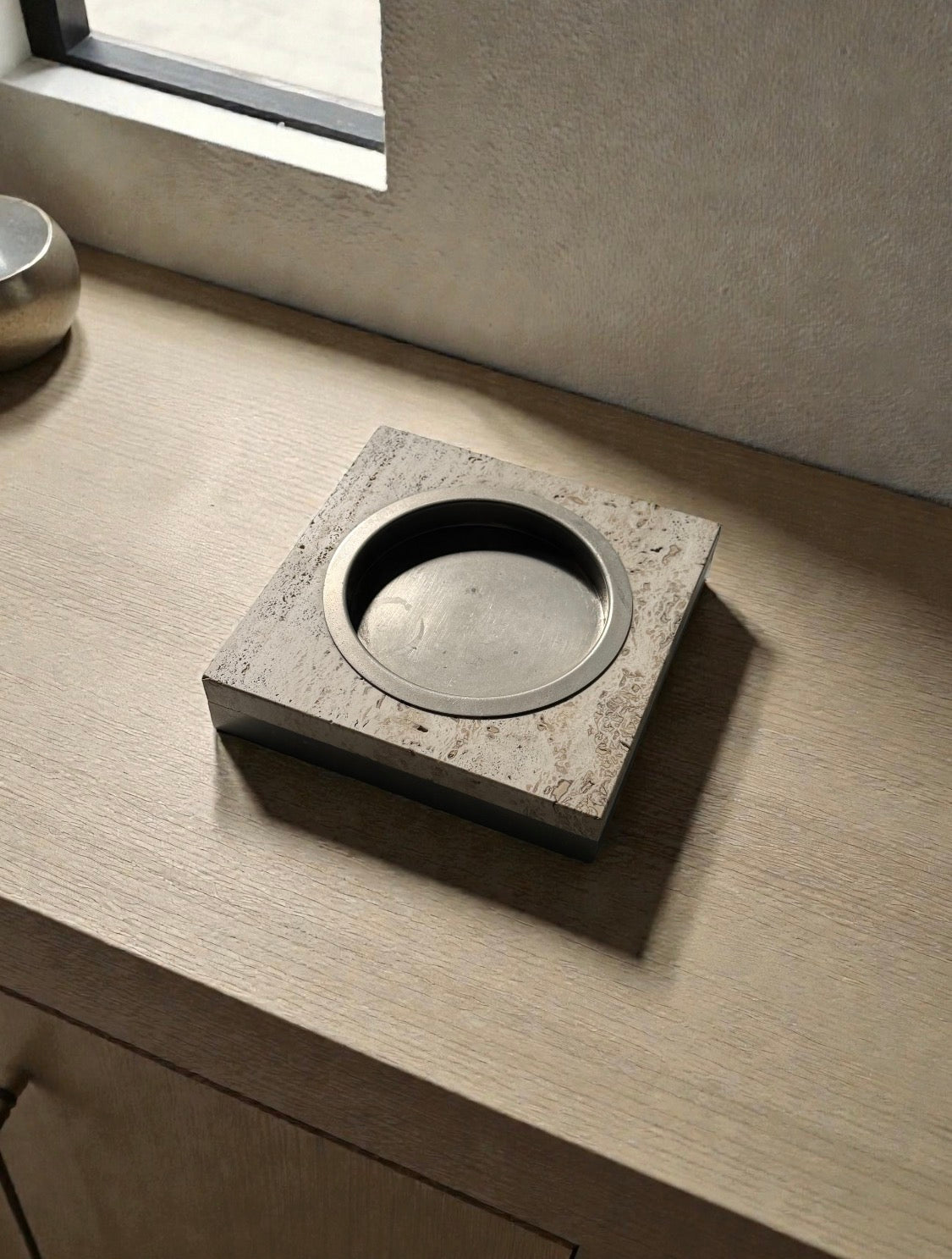 Midcentury Travertine Ashtray or Vide-Poche by Fratelli Mannelli, Italy 1970s