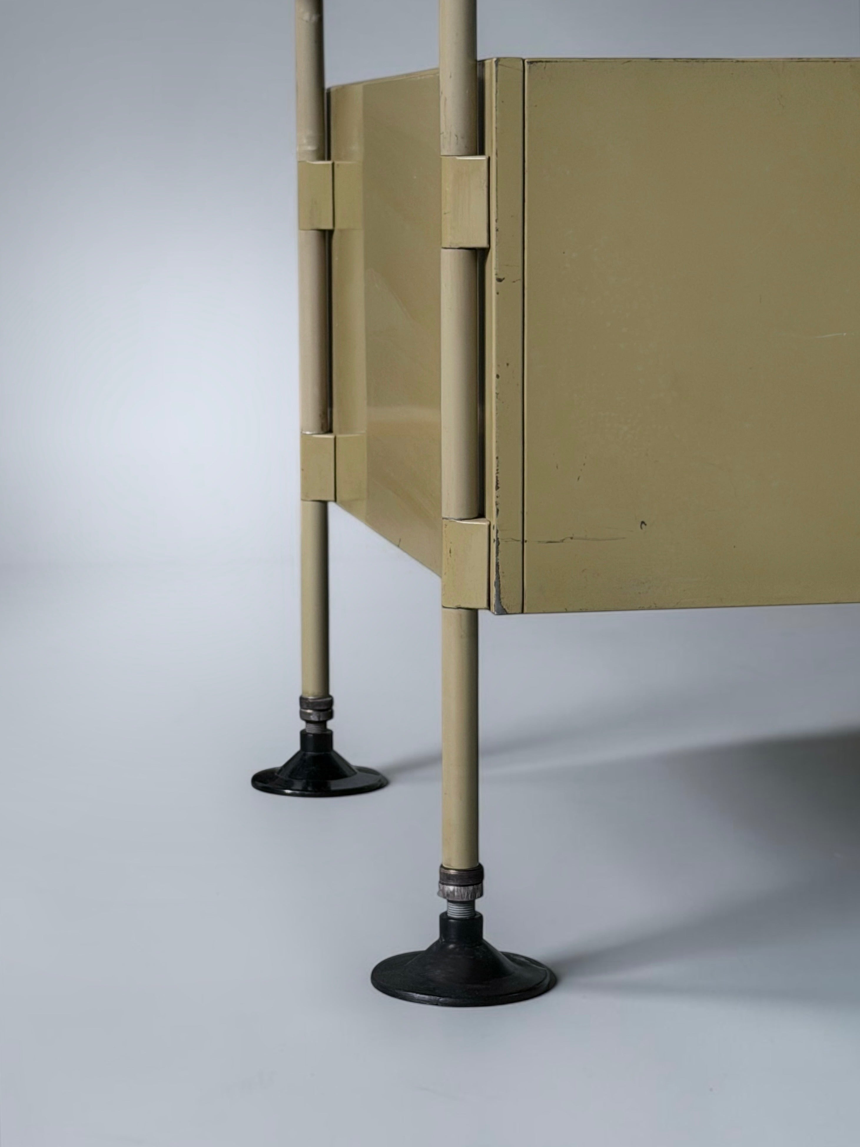 Spazio Series Directors Desk with Lamp by Studio BBPR for Olivetti, 1960