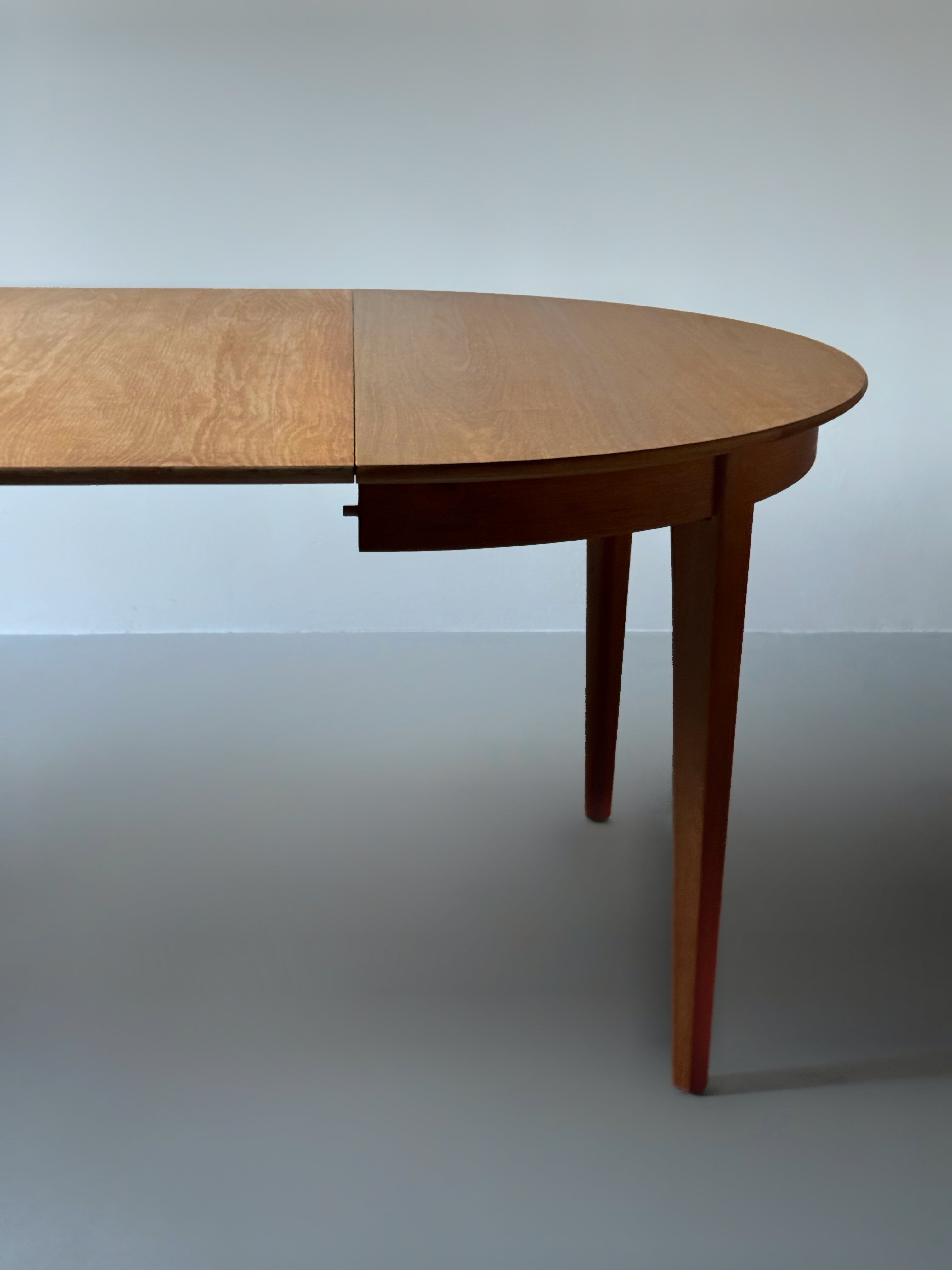 Oak Extendable Dining Table with 3 Inner Leaves by Henning Kjærnulf