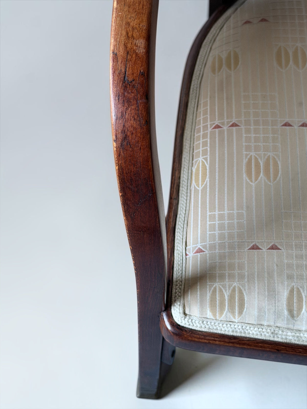 Set of 4 Model 715 Armchairs by Gustav Siegel (Austrian, 1880-1970) for J&J Kohn, Austria 1899　