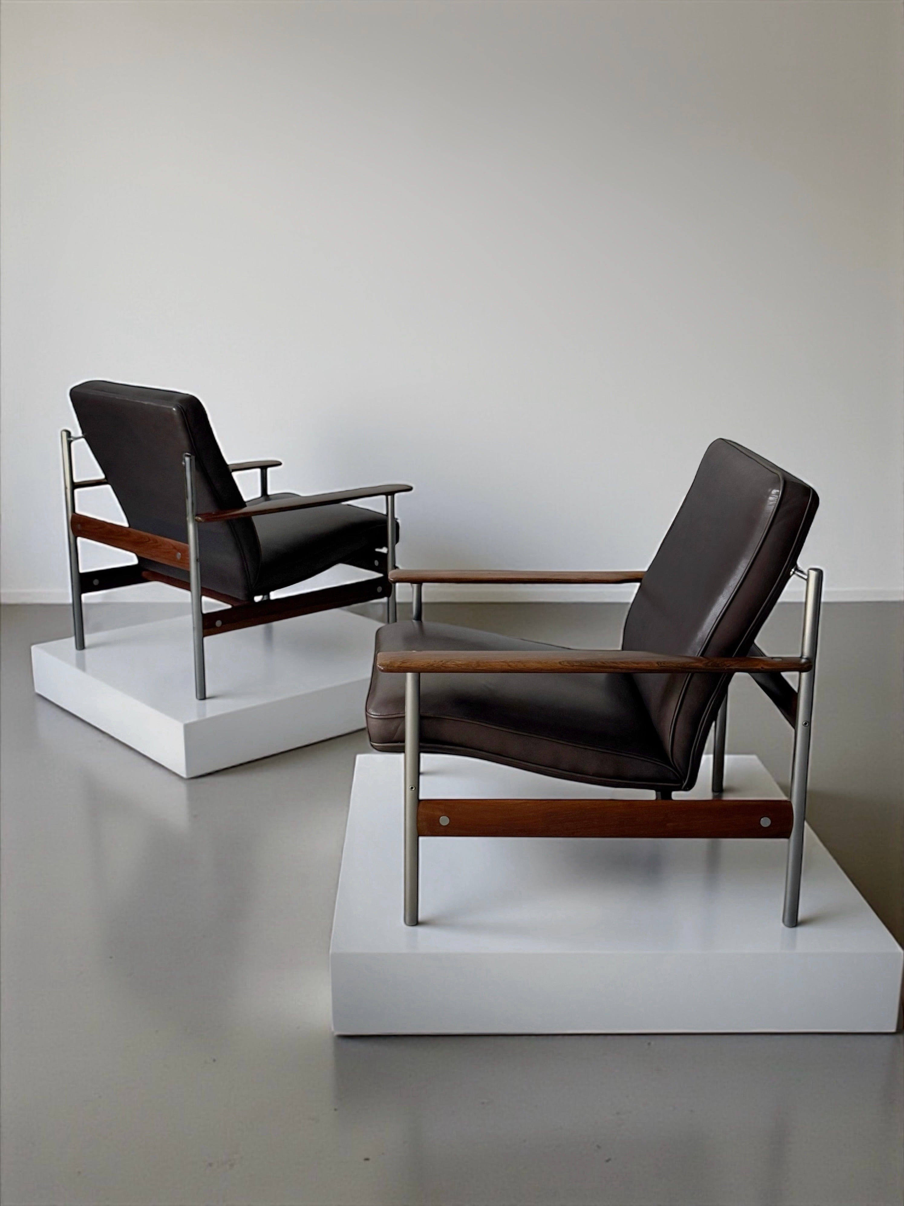 Model 1001 lounge chair by Sven Ivar Dysthe for Dokka Möbler, Norway 1