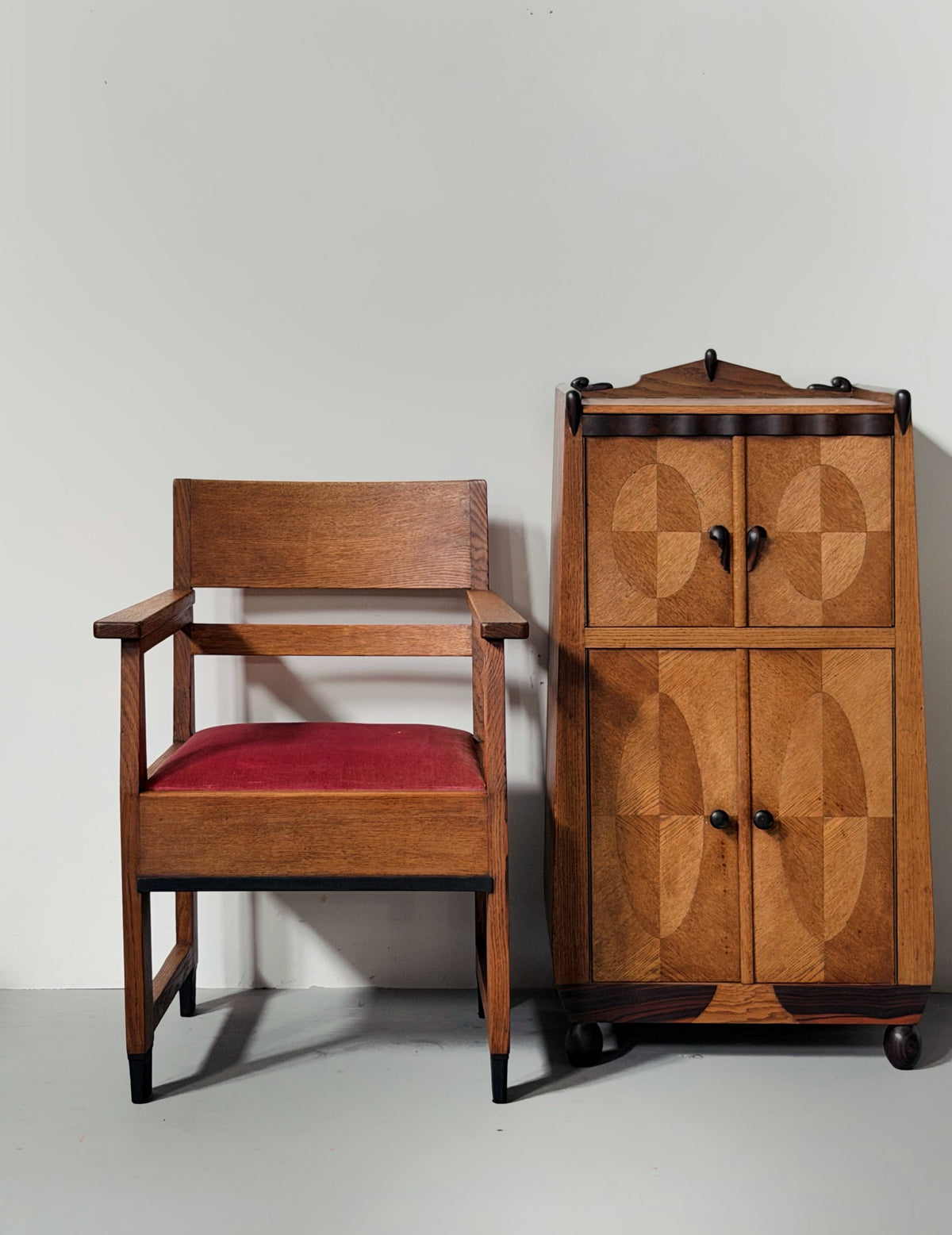 Cabinet by interior architect Willem Penaat, 1920s　