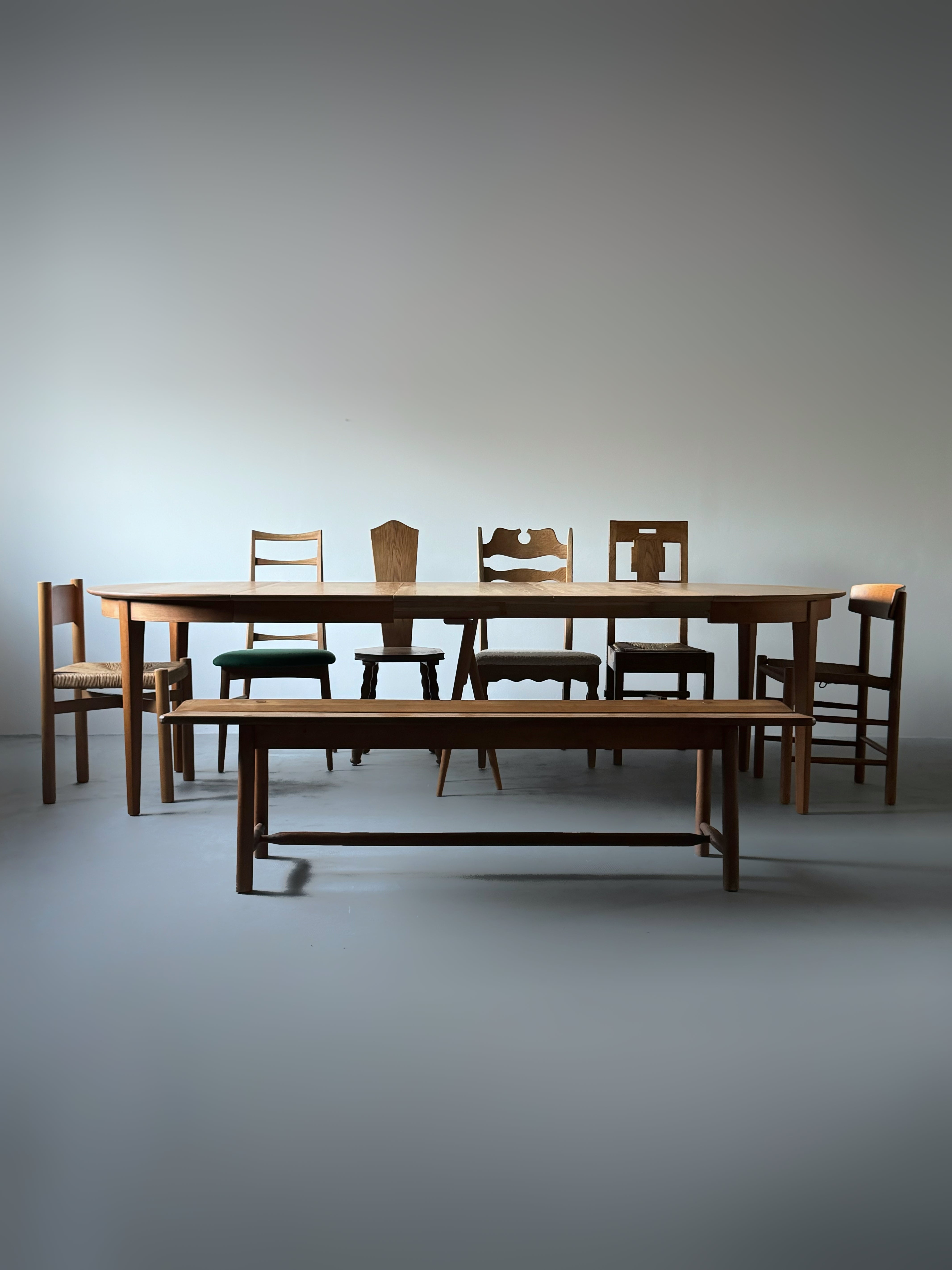 Oak Extendable Dining Table with 3 Inner Leaves by Henning Kjærnulf