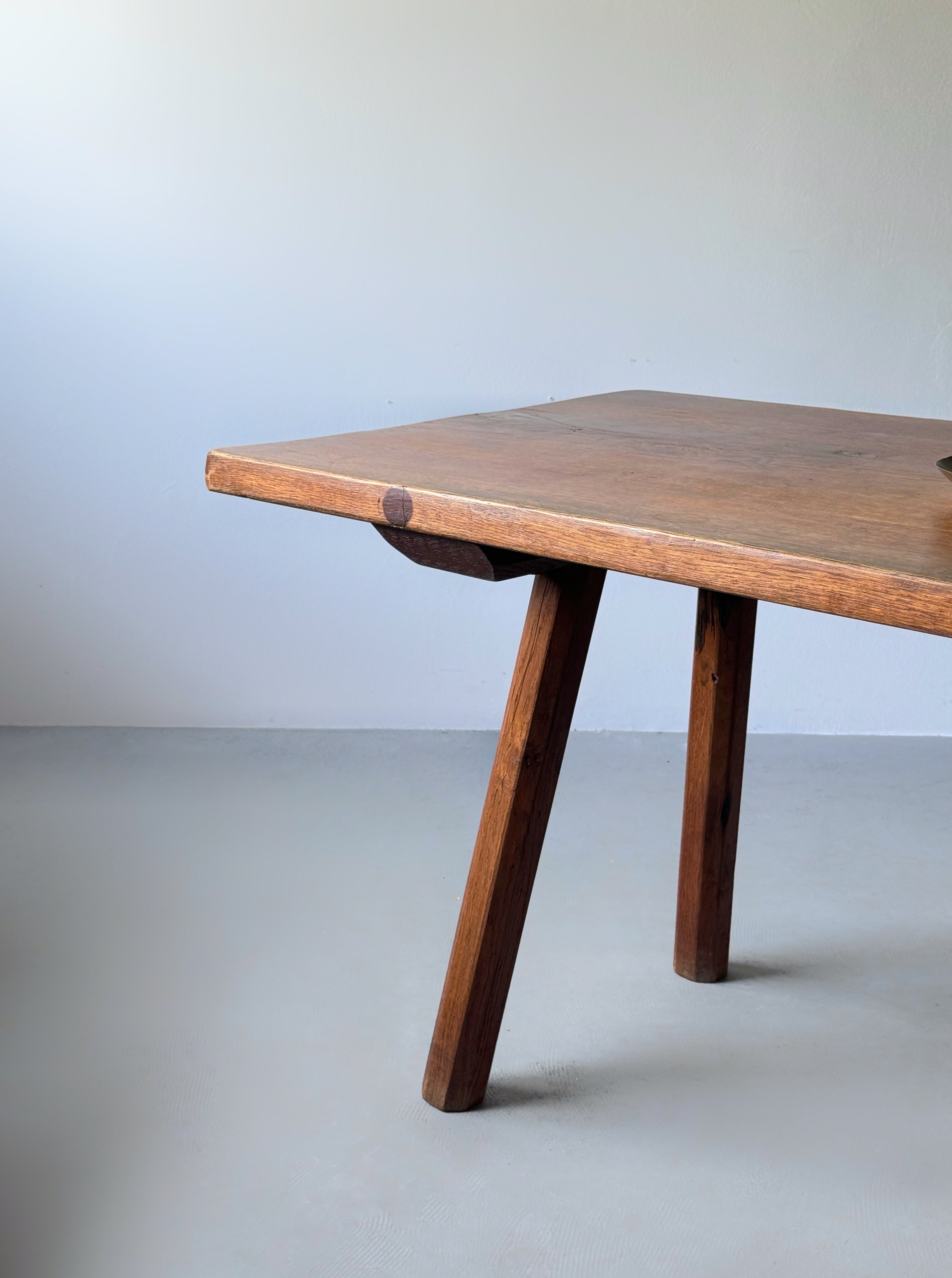 Mid-Century Modern oak Wood Dining Table, France ca 1950s